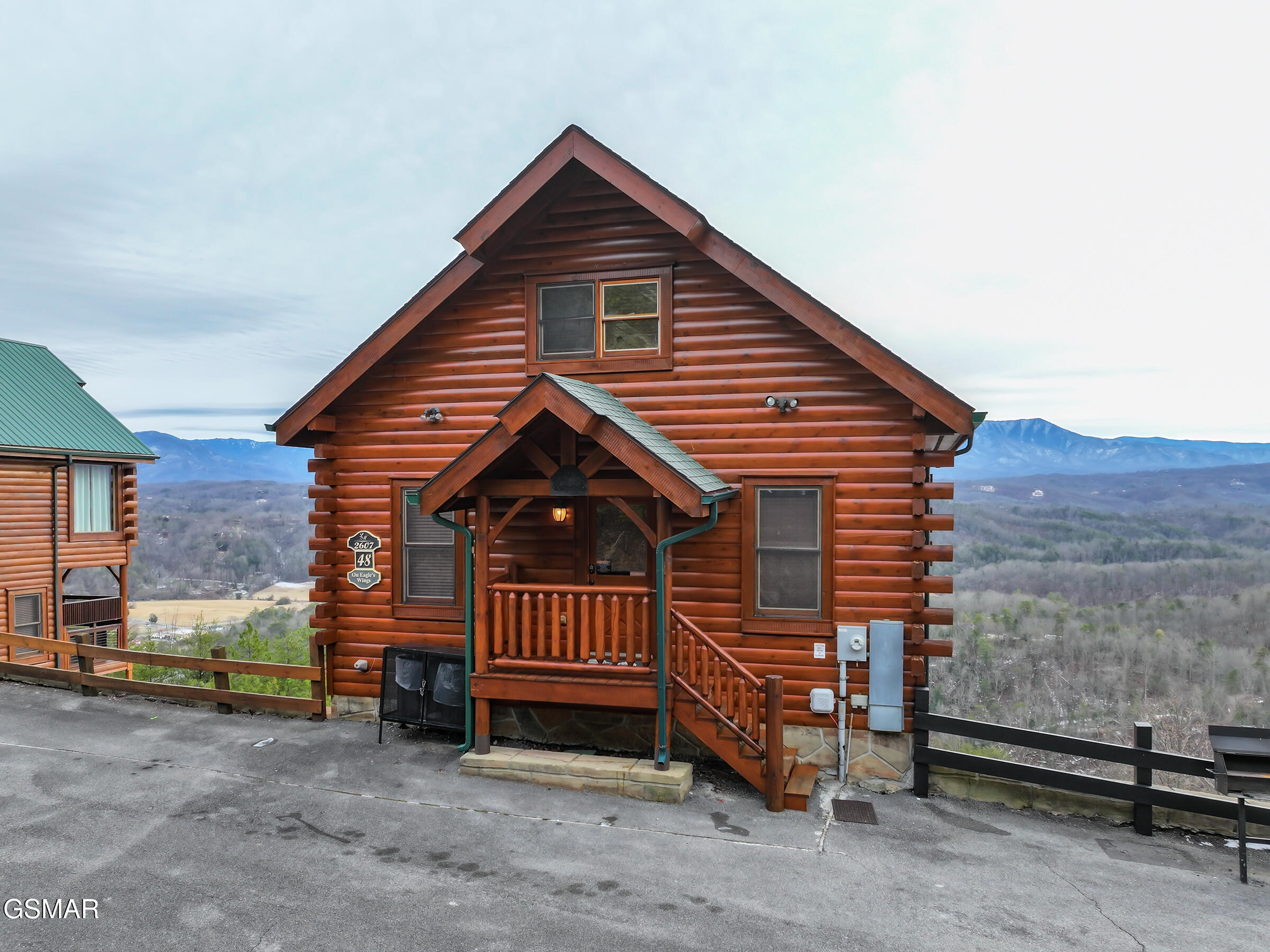 2607 Mountain Glory Trail Sevierville TN 37876