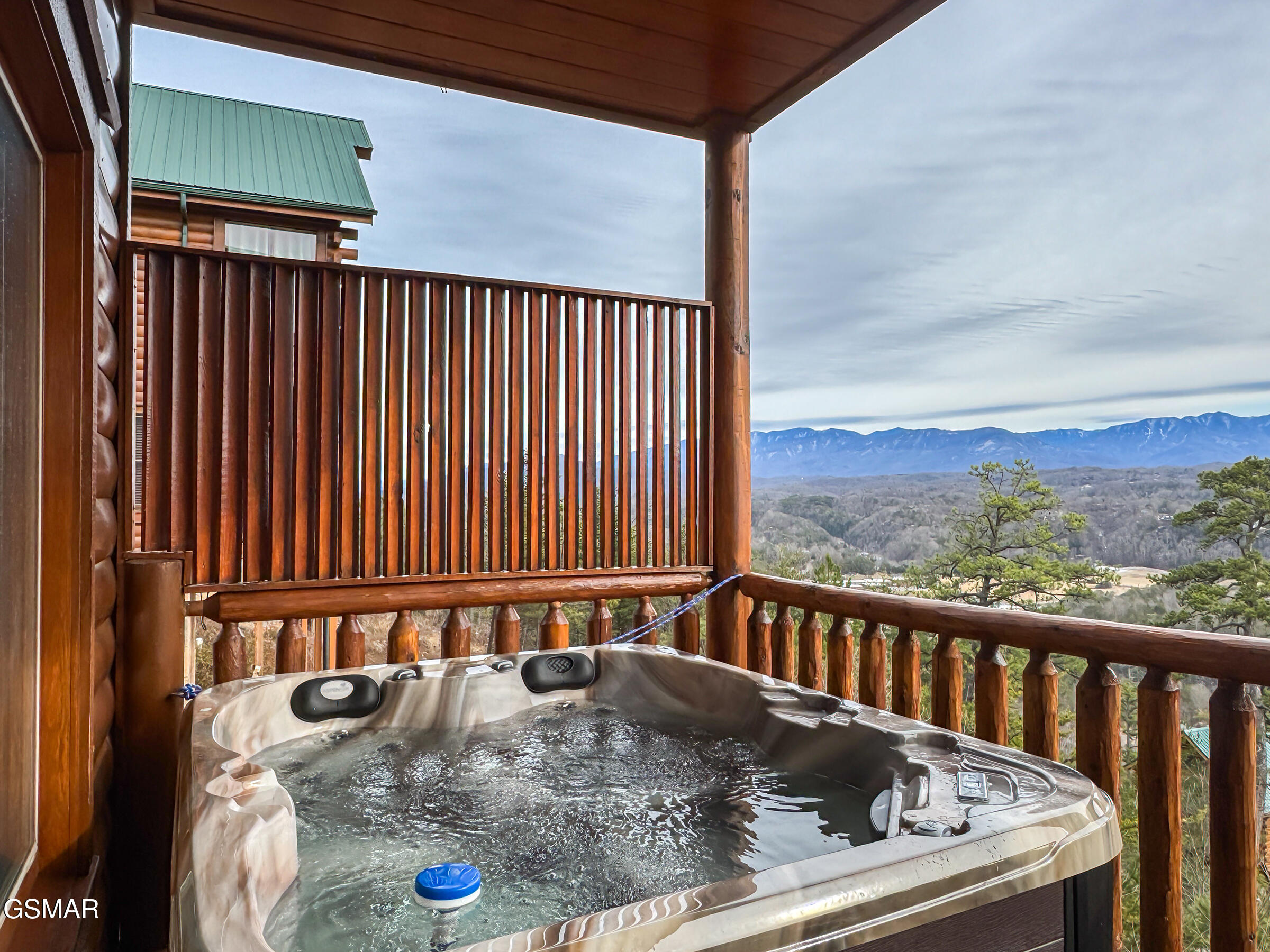 2607 Mountain Glory Trail Sevierville TN 37876