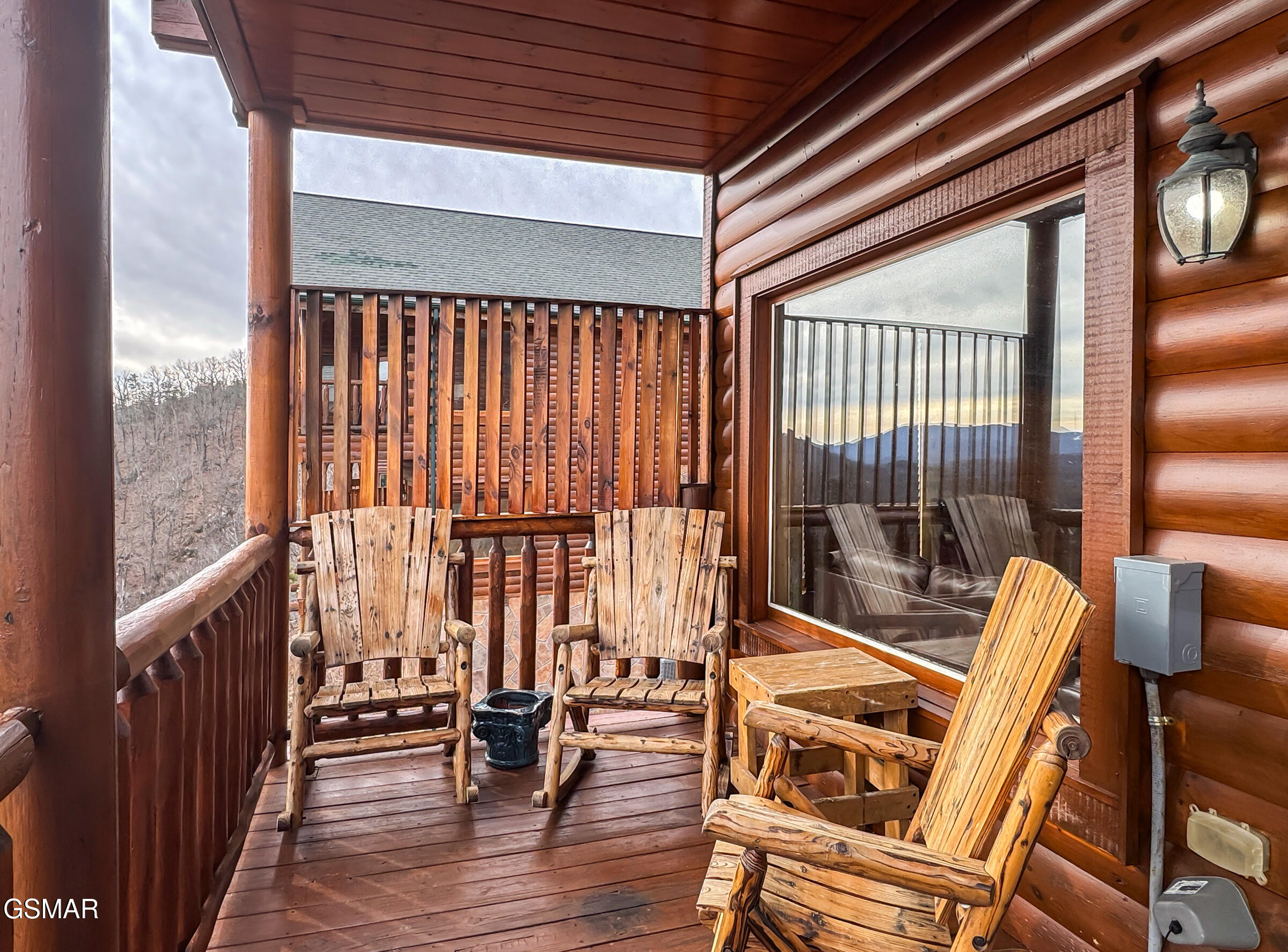 2607 Mountain Glory Trail Sevierville TN 37876