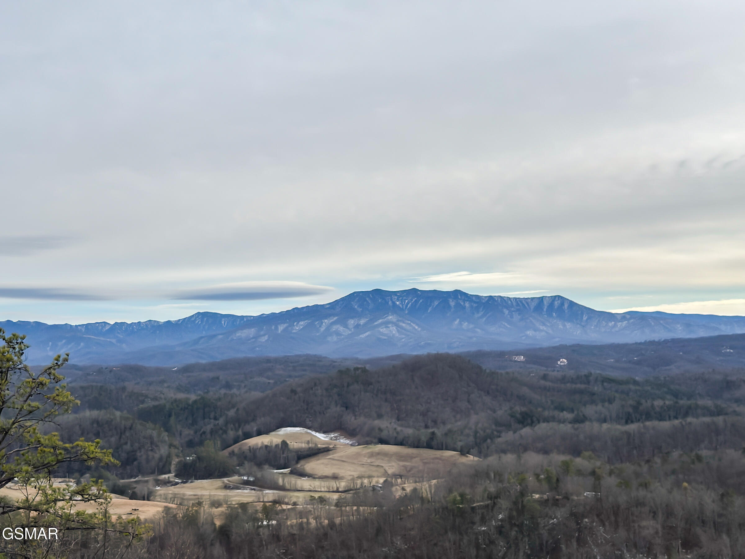 2607 Mountain Glory Trail Sevierville TN 37876