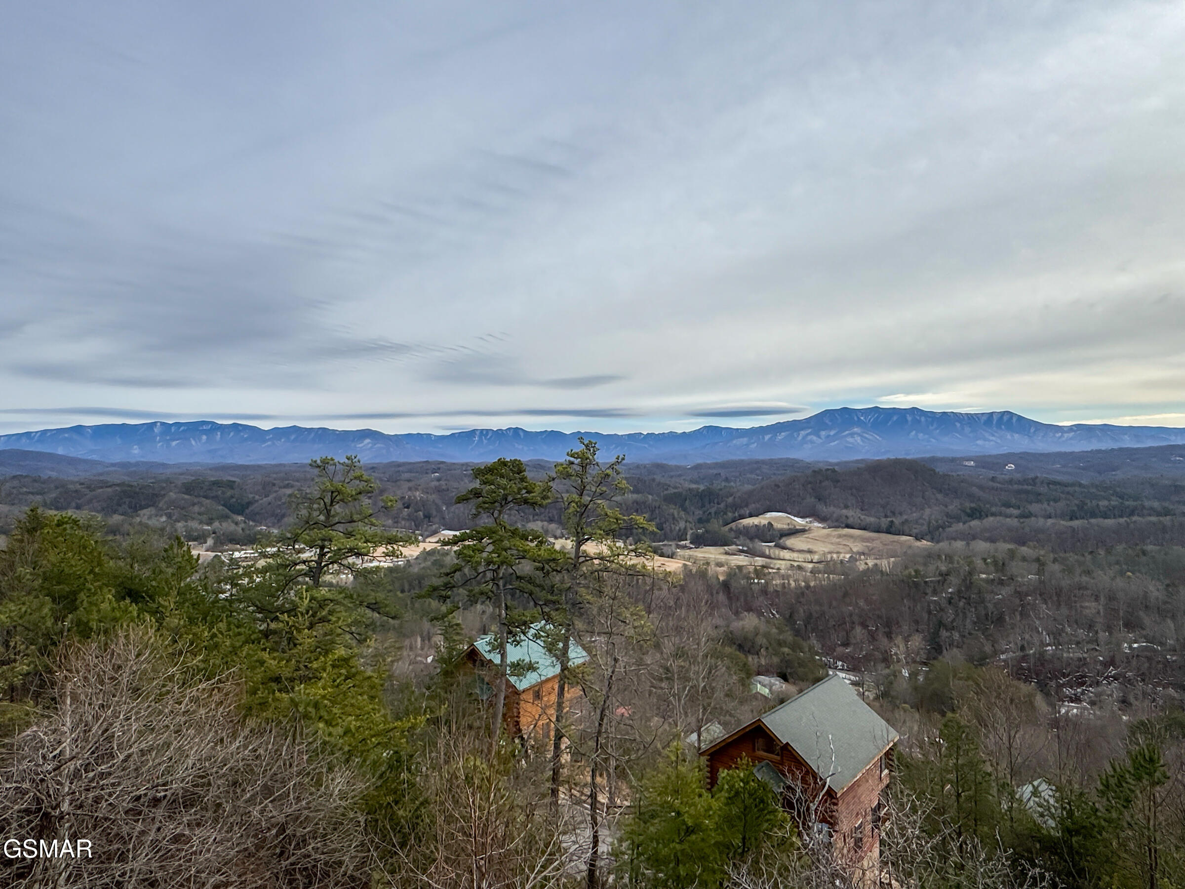 2607 Mountain Glory Trail Sevierville TN 37876