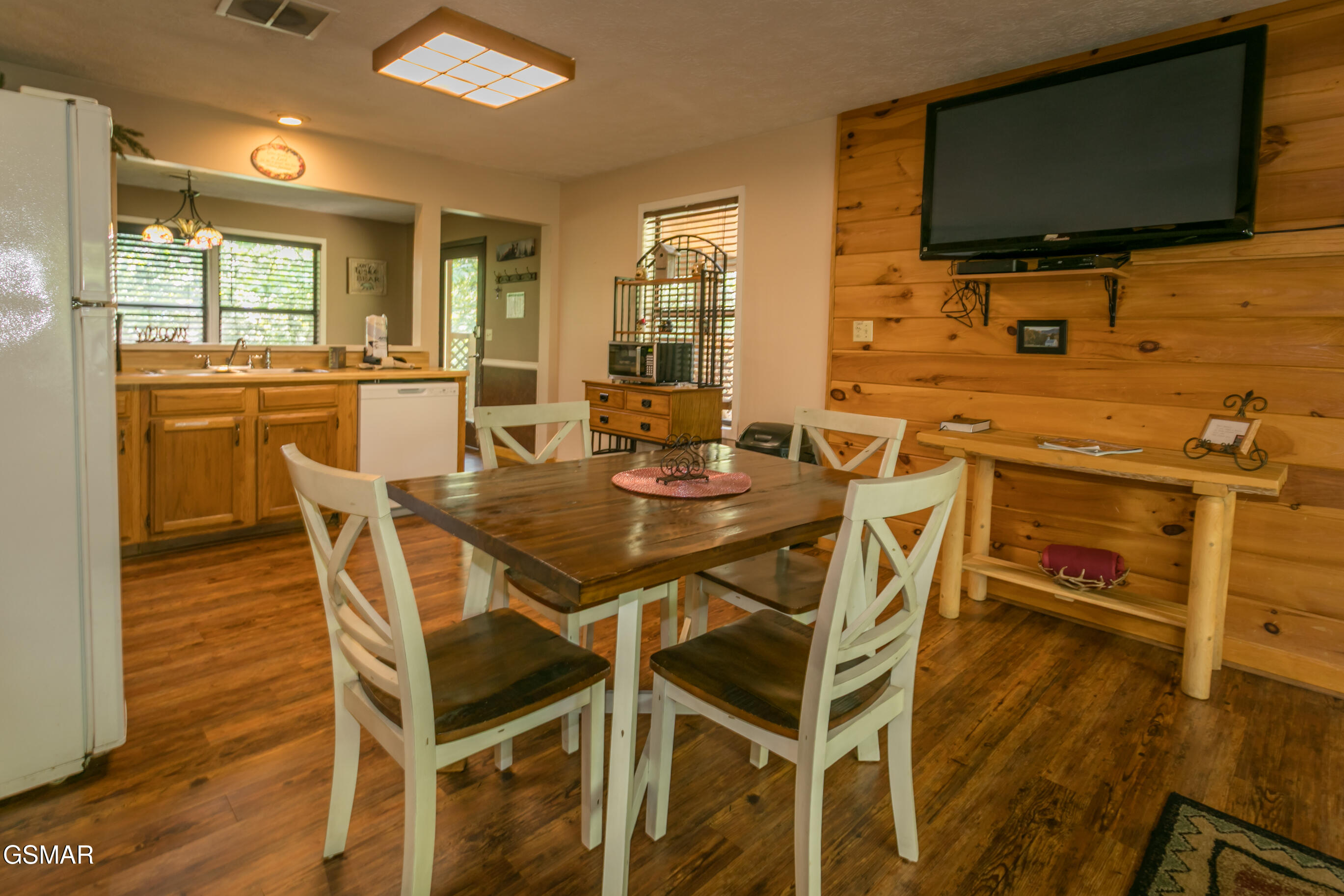 853 Lloyd Huskey Road Pigeon Forge TN 37863