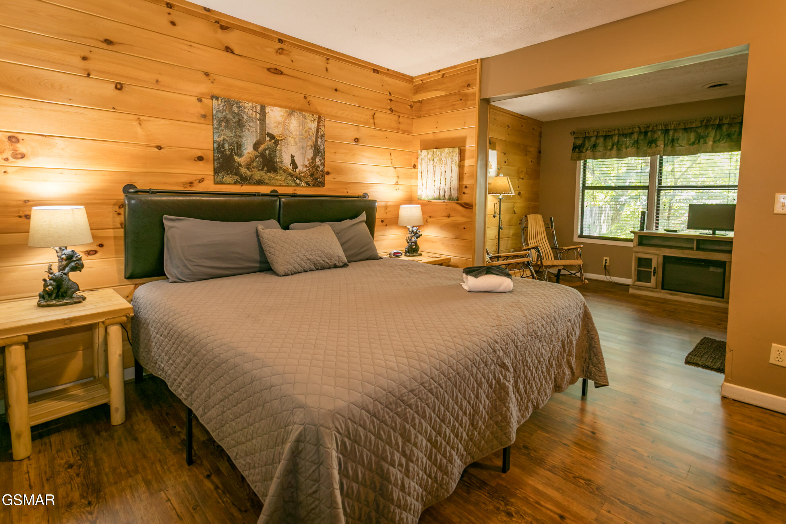 853 Lloyd Huskey Road Pigeon Forge TN 37863