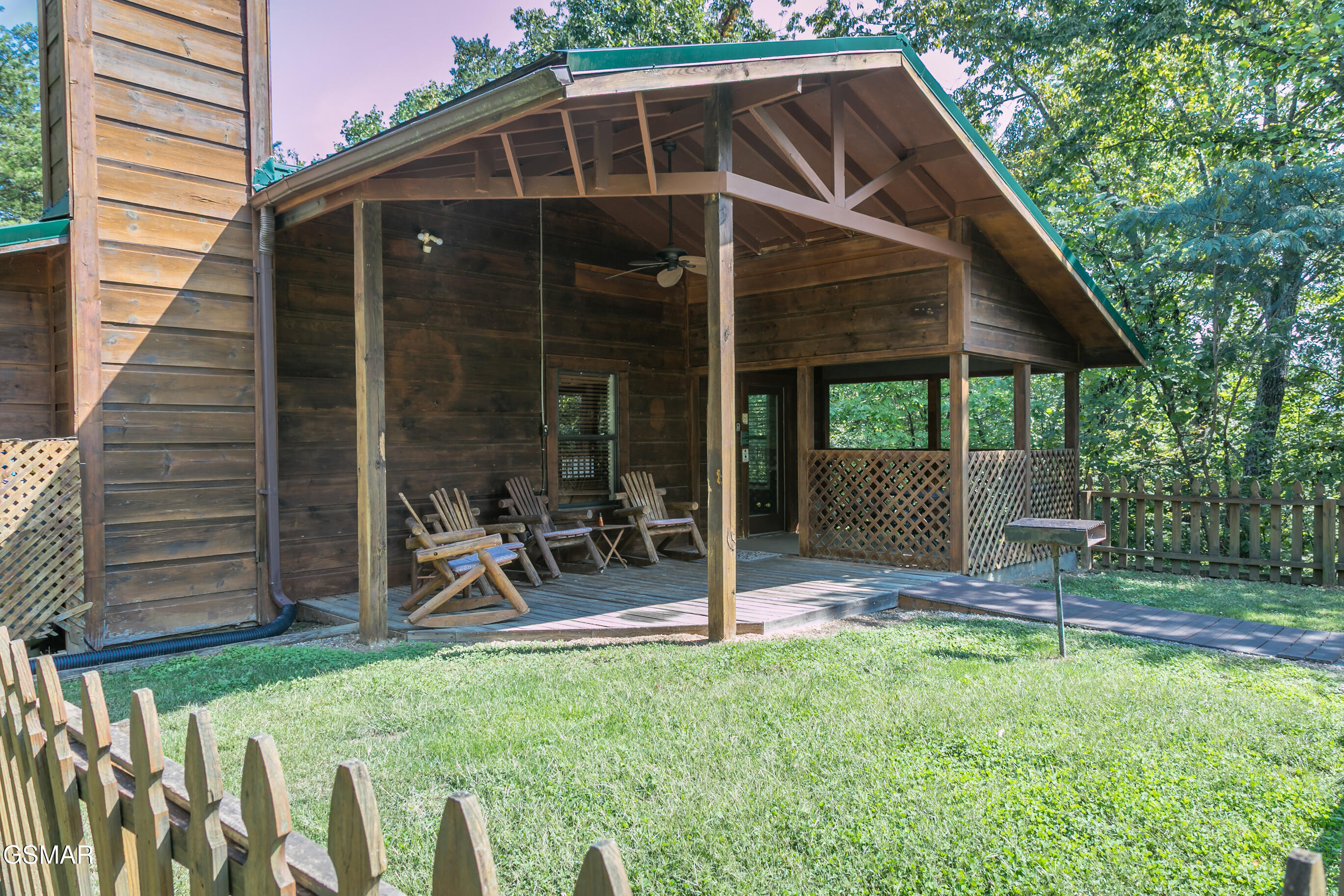 853 Lloyd Huskey Road Pigeon Forge TN 37863