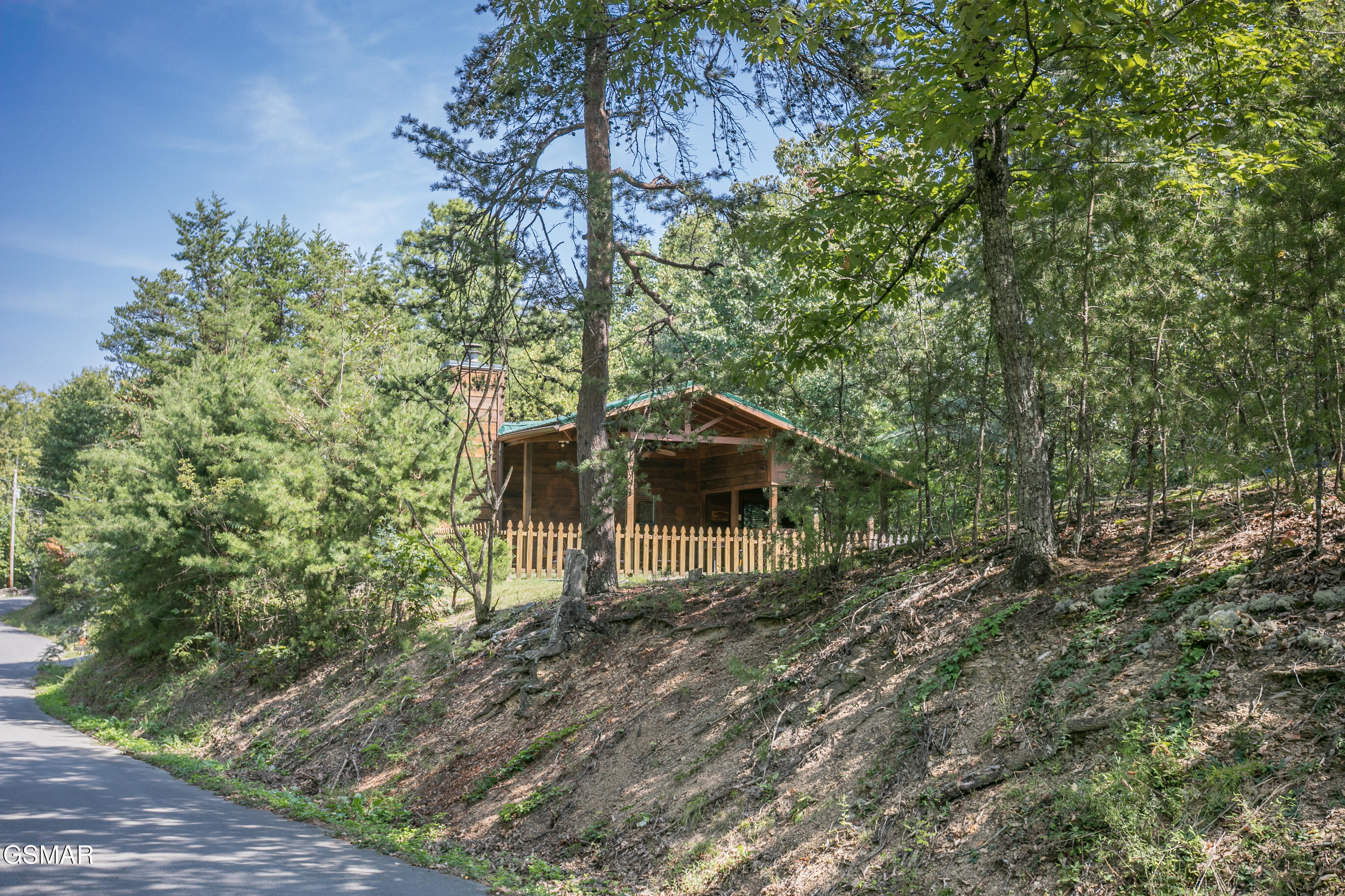 853 Lloyd Huskey Road Pigeon Forge TN 37863