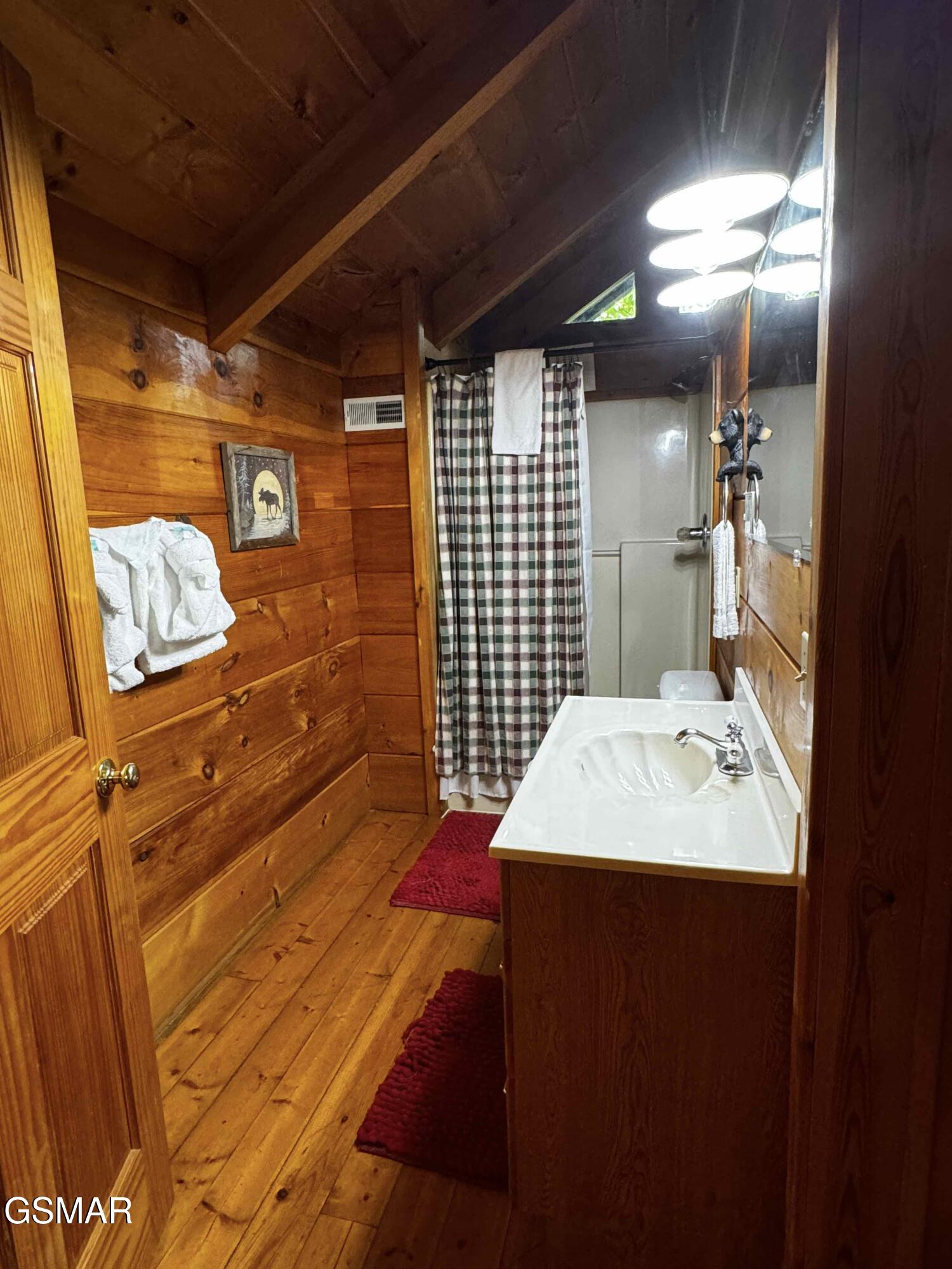 4142 Evans Chapel Road Sevierville TN 37876
