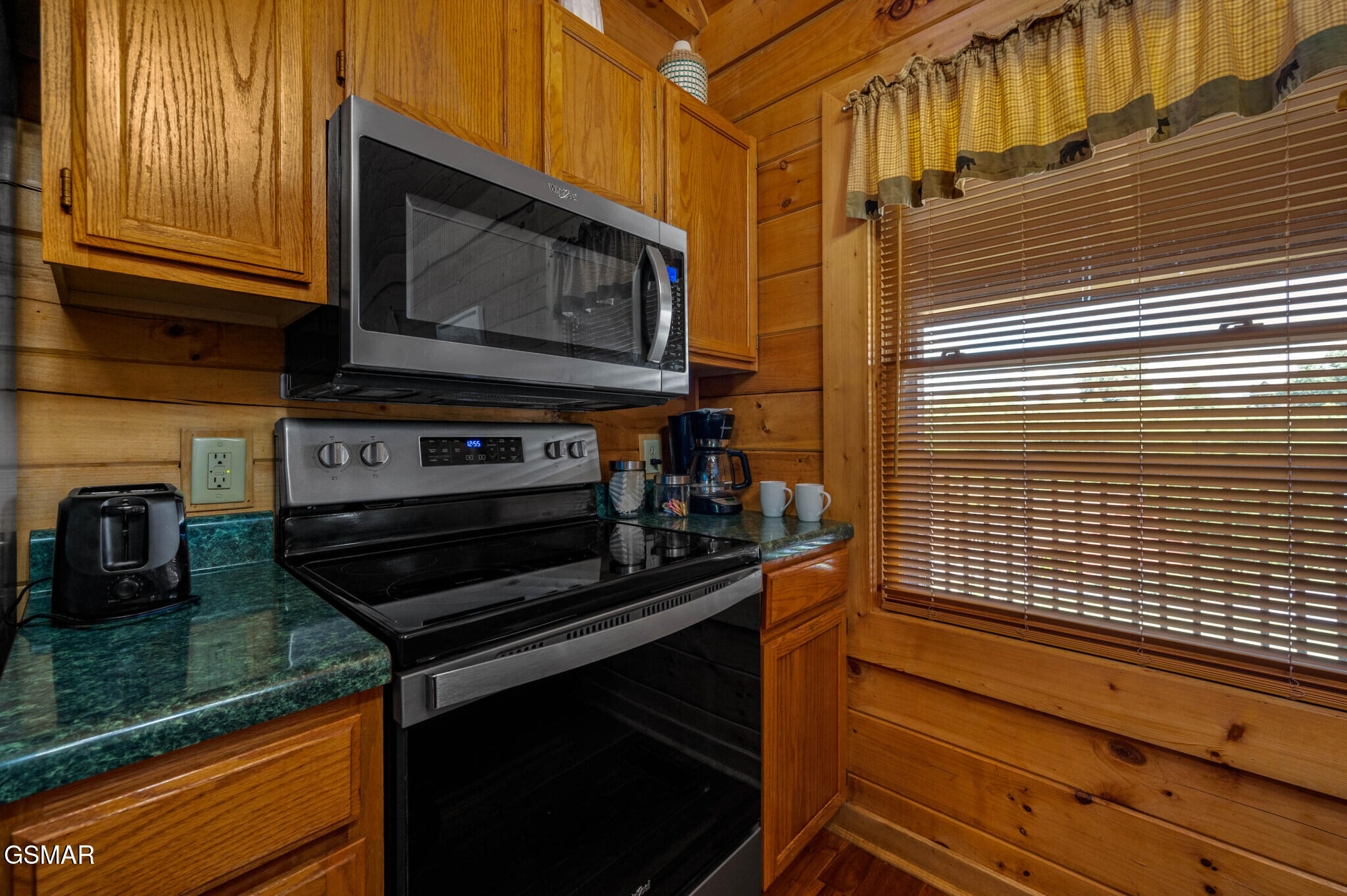 1825 Trout Way Sevierville TN 37862