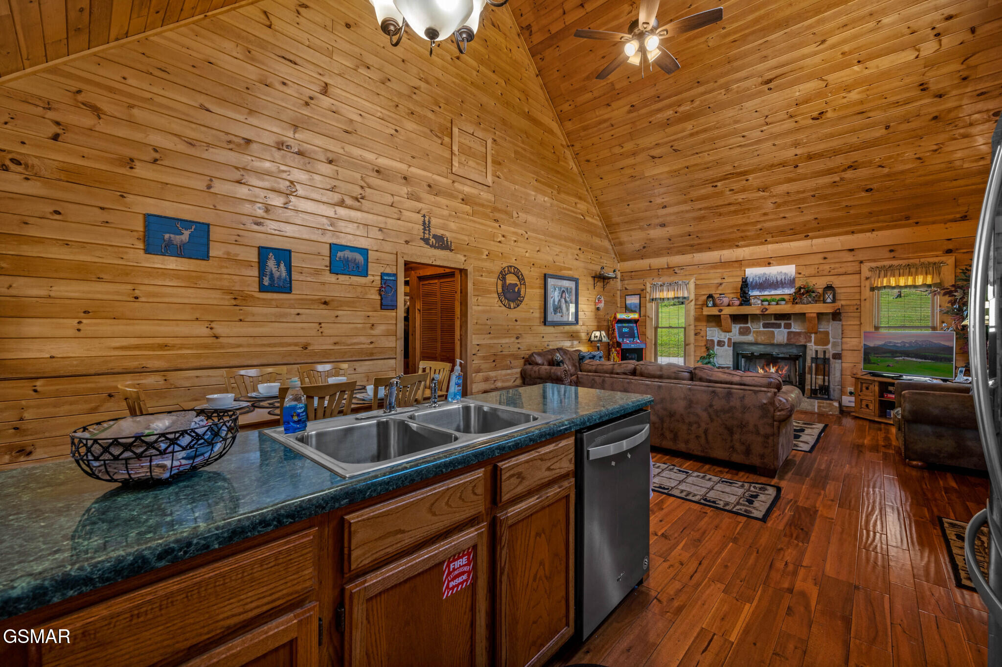 1825 Trout Way Sevierville TN 37862