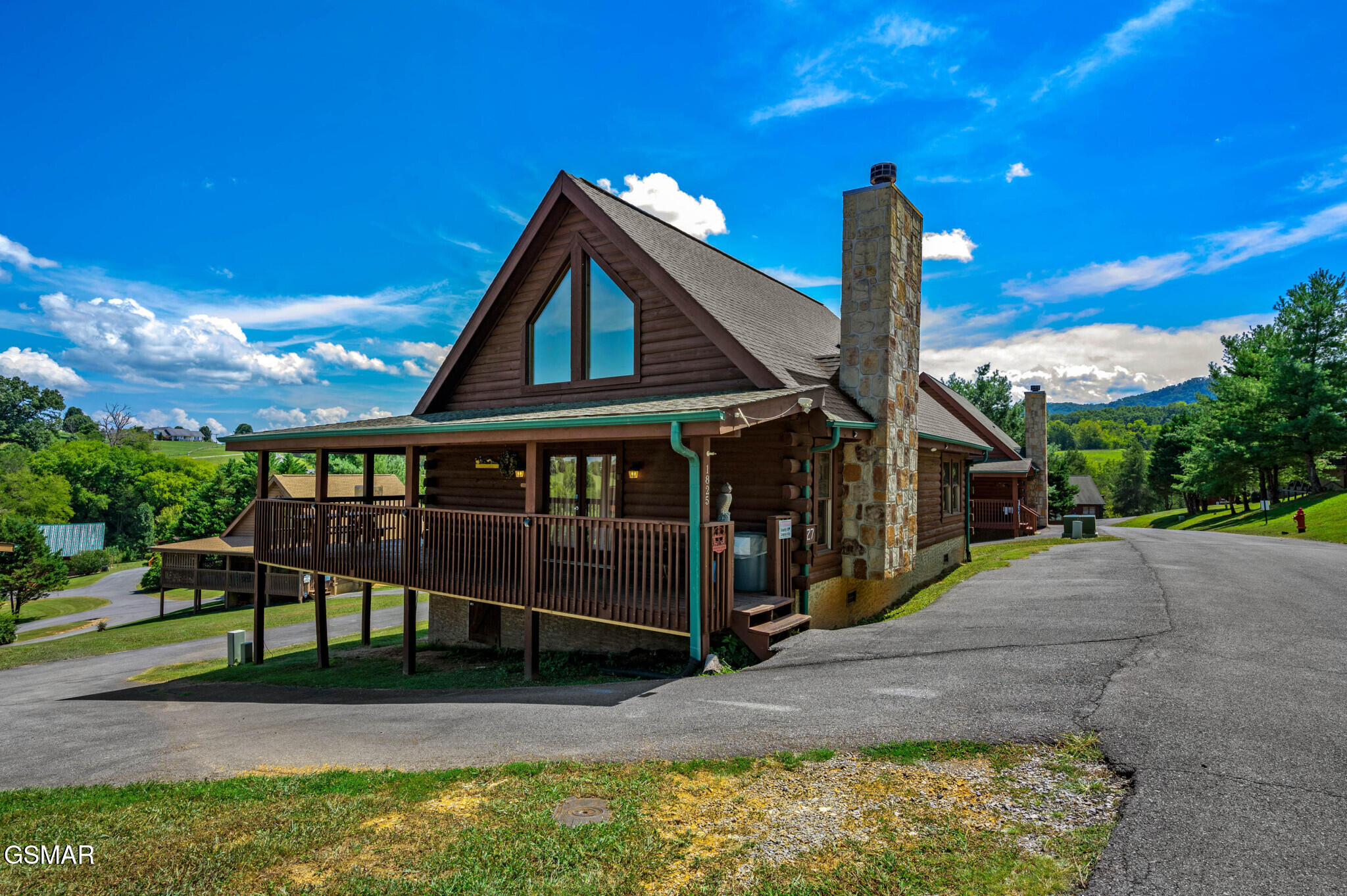 1825 Trout Way Sevierville TN 37862