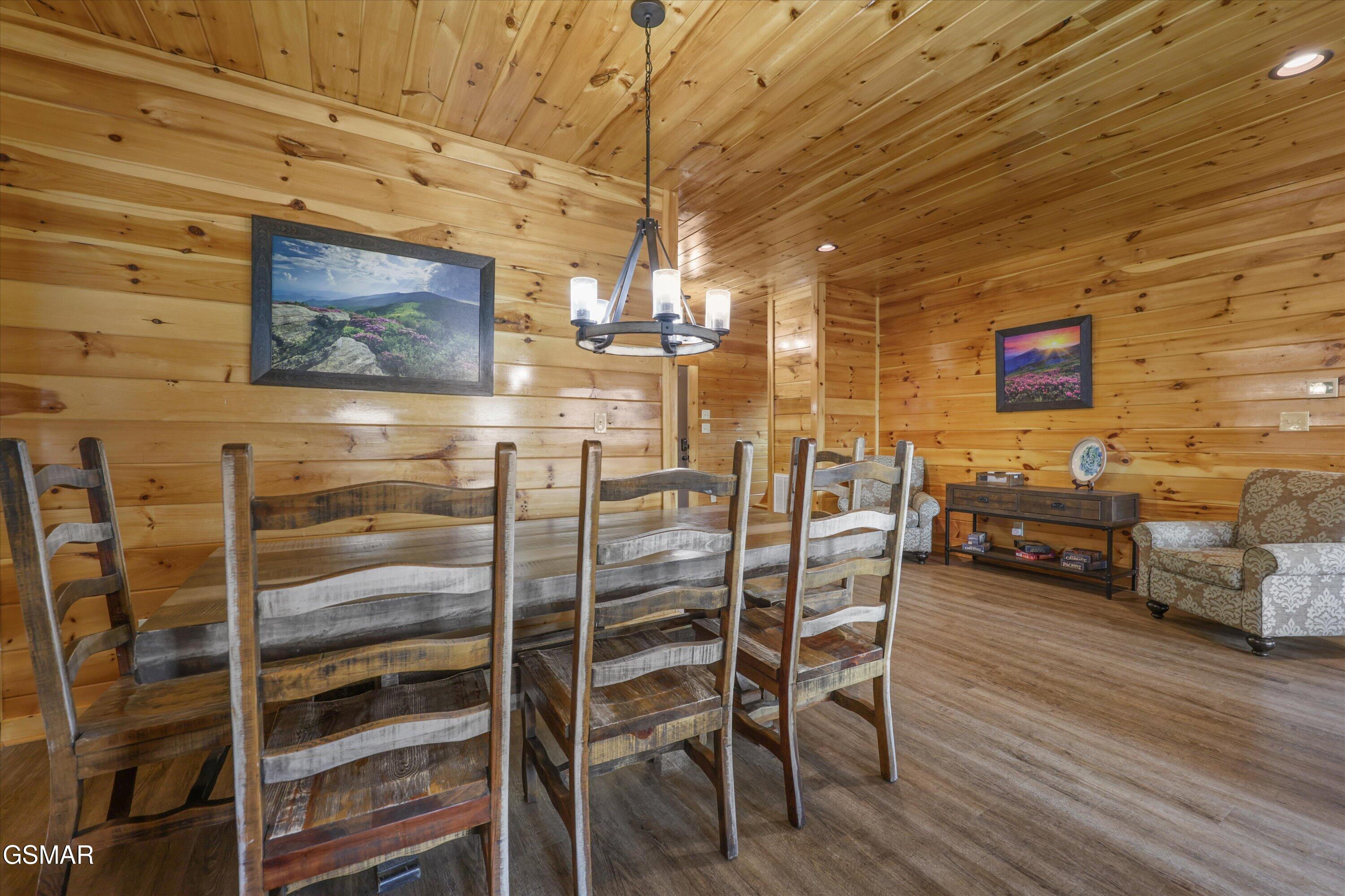 655 Gatlinburg Falls Way Gatlinburg TN 37738
