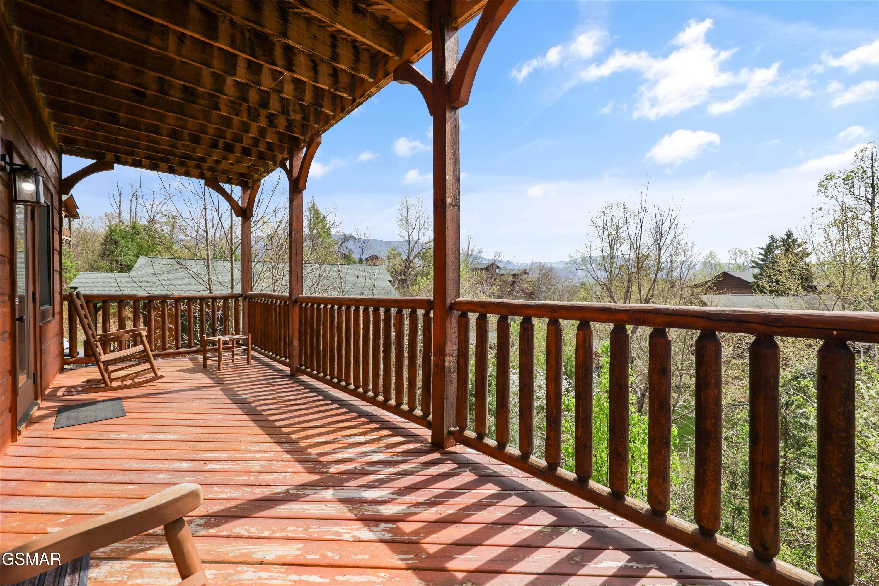 655 Gatlinburg Falls Way Gatlinburg TN 37738