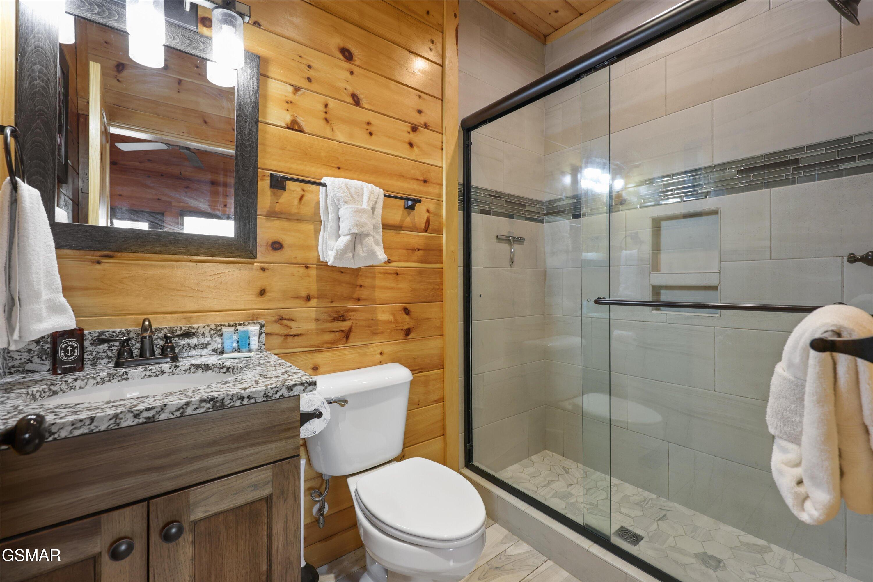 655 Gatlinburg Falls Way Gatlinburg TN 37738