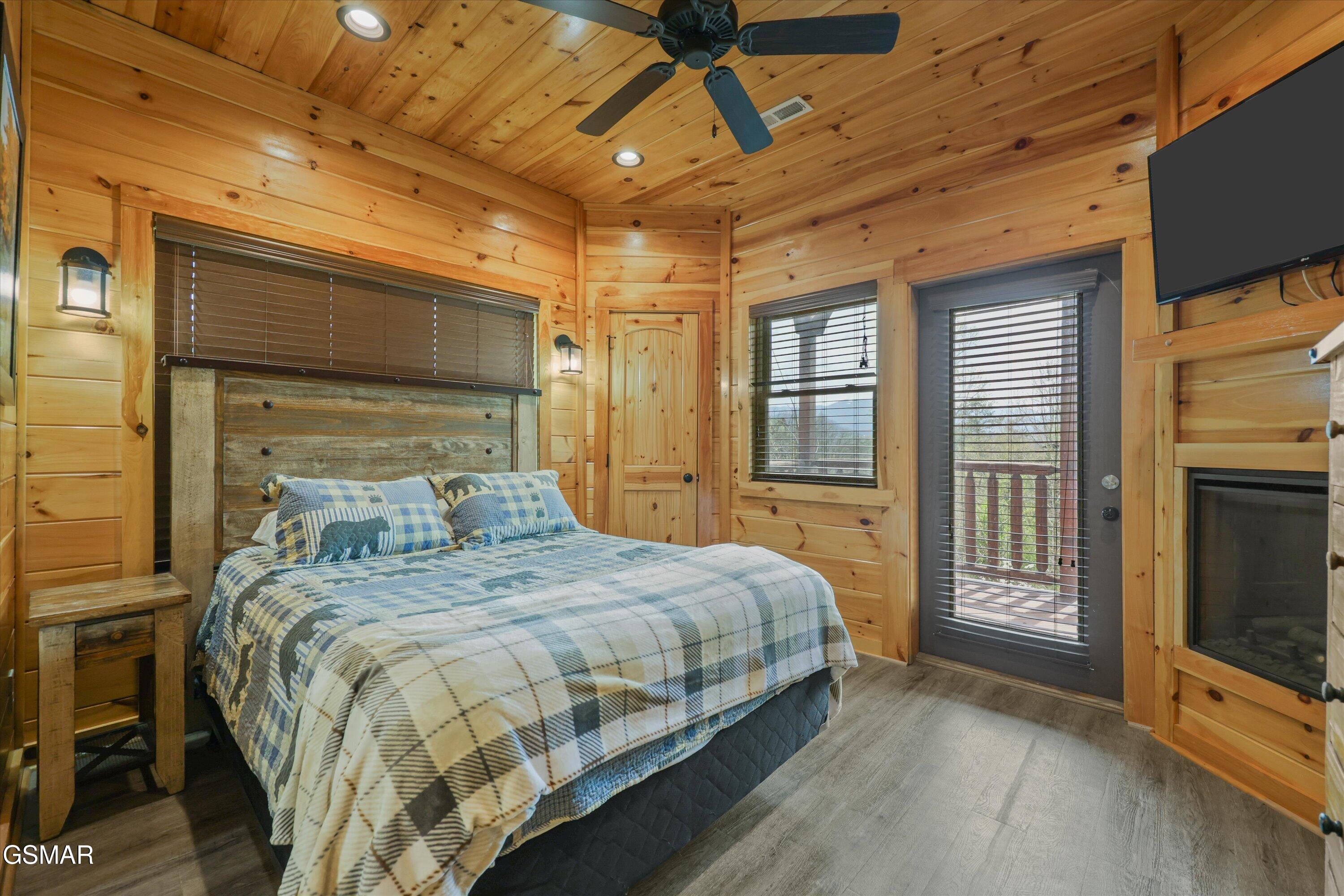 655 Gatlinburg Falls Way Gatlinburg TN 37738