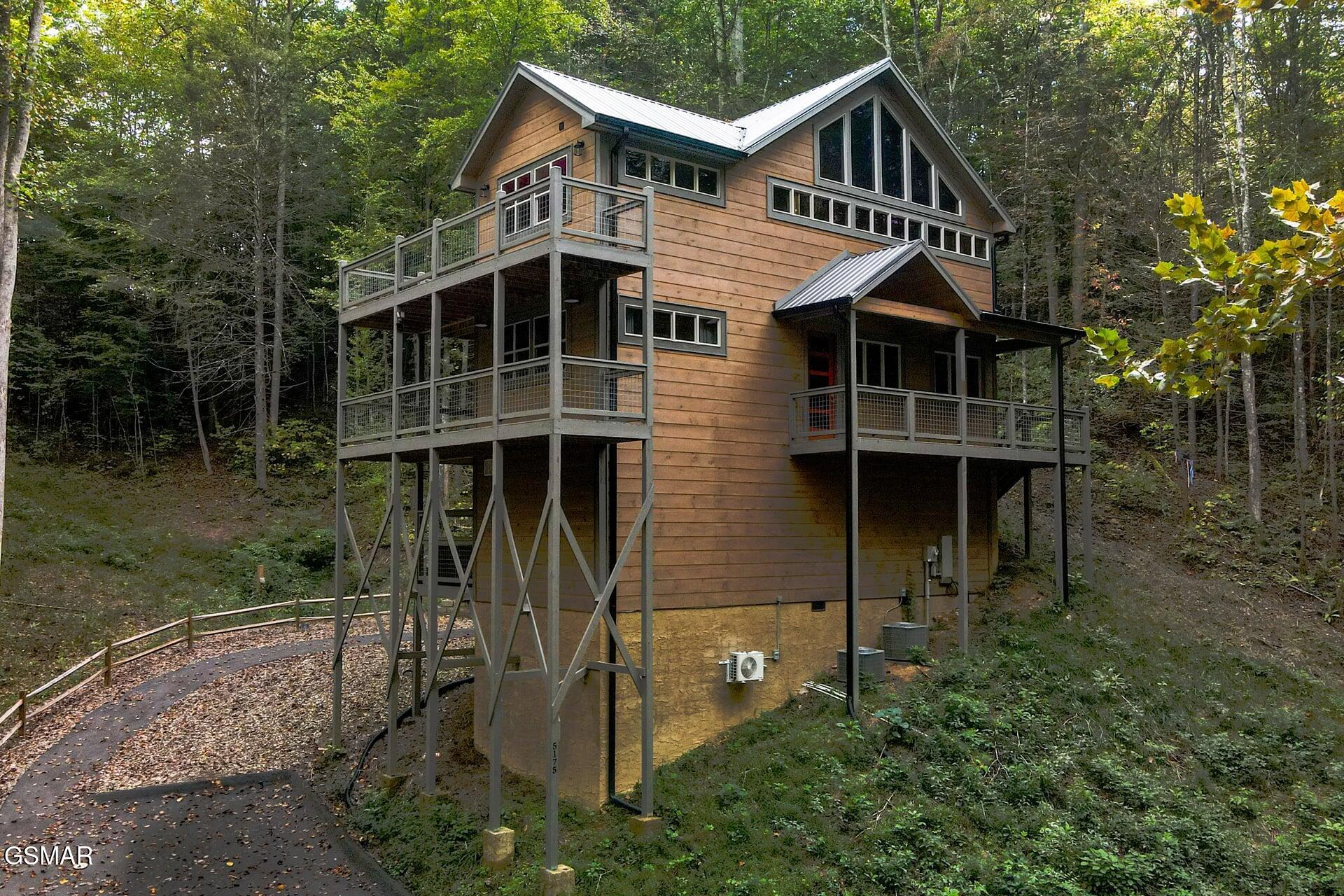 5175 Riversong Way Sevierville TN 37862