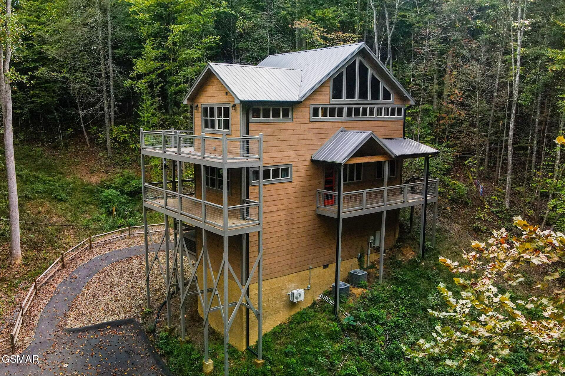 5175 Riversong Way Sevierville TN 37862