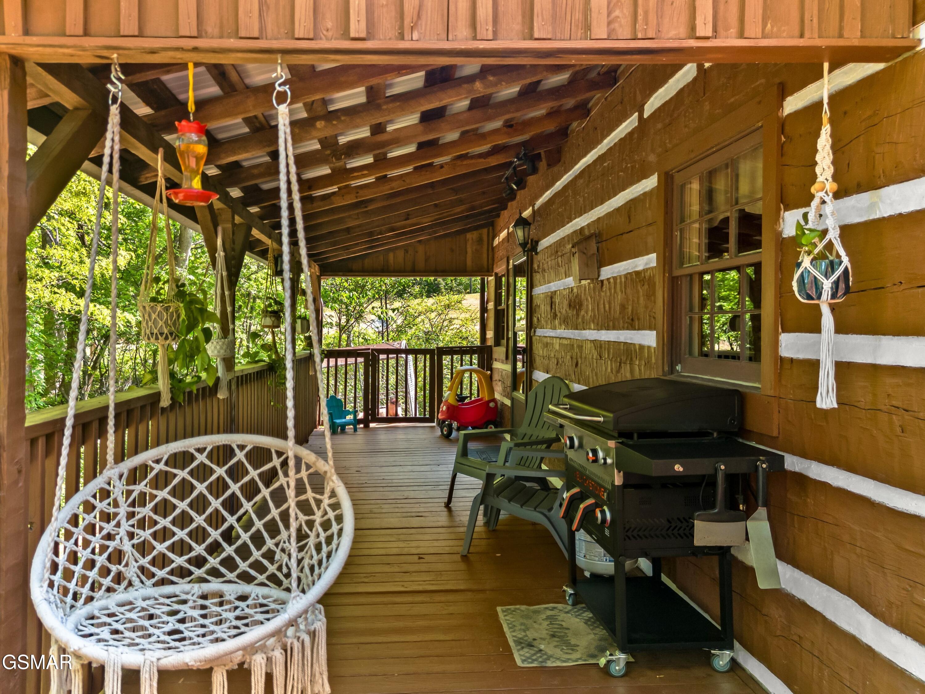 874 Layman Drive Dandridge TN 37725