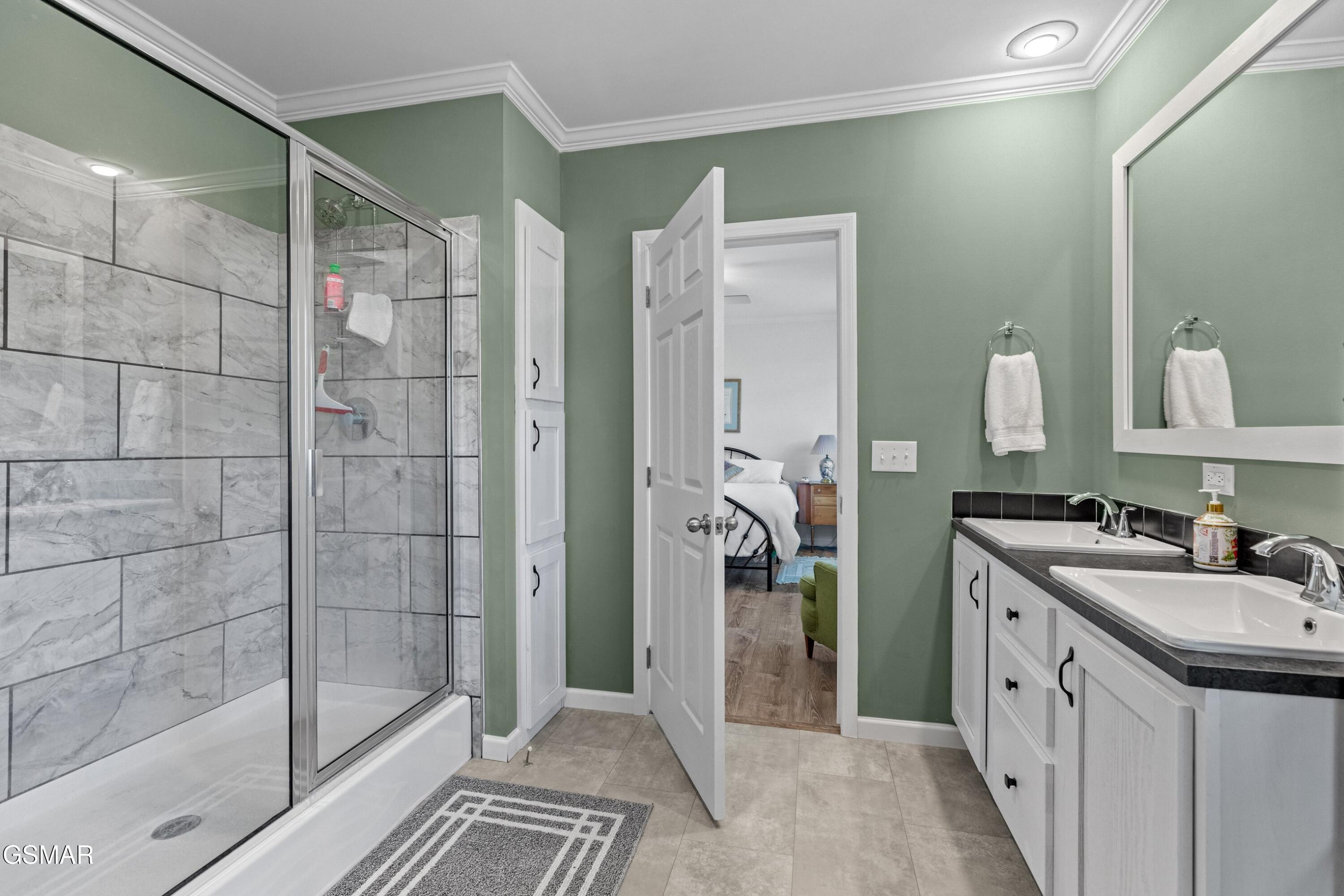 323 Garden Lane Dandridge TN 37725