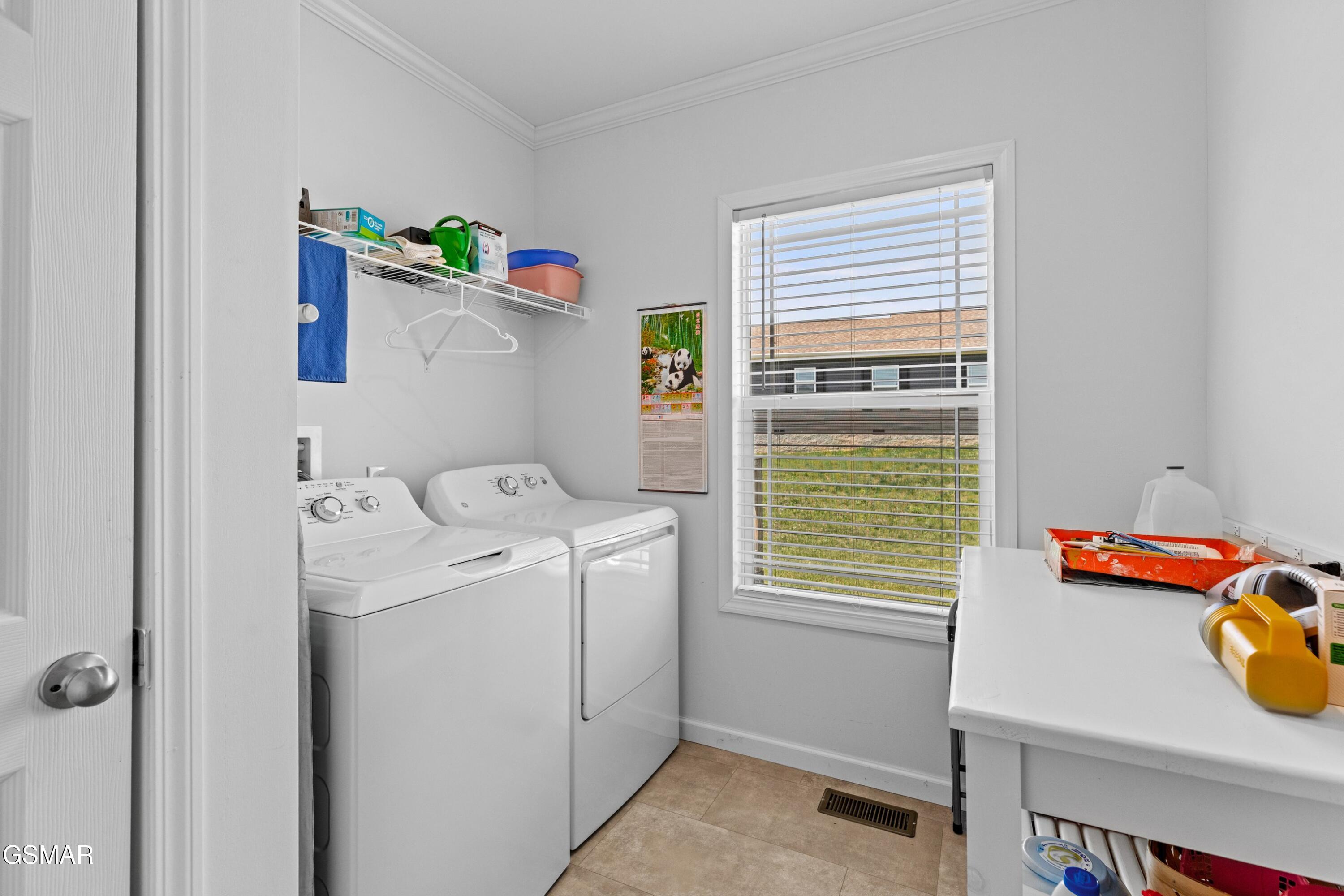 323 Garden Lane Dandridge TN 37725