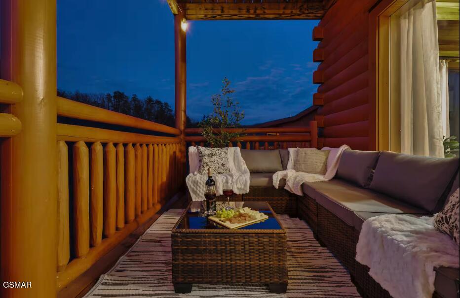 3328 Smoky Ridge Way Sevierville TN 37862