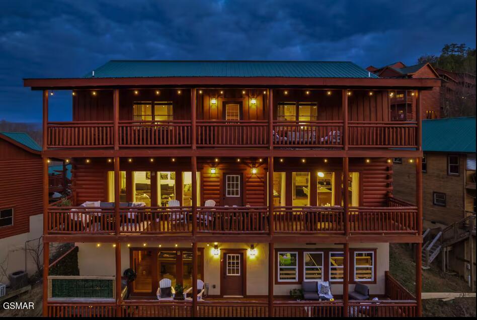 3328 Smoky Ridge Way Sevierville TN 37862