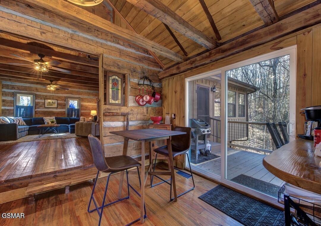 125 Cricket Hollow Way Cosby TN 37722