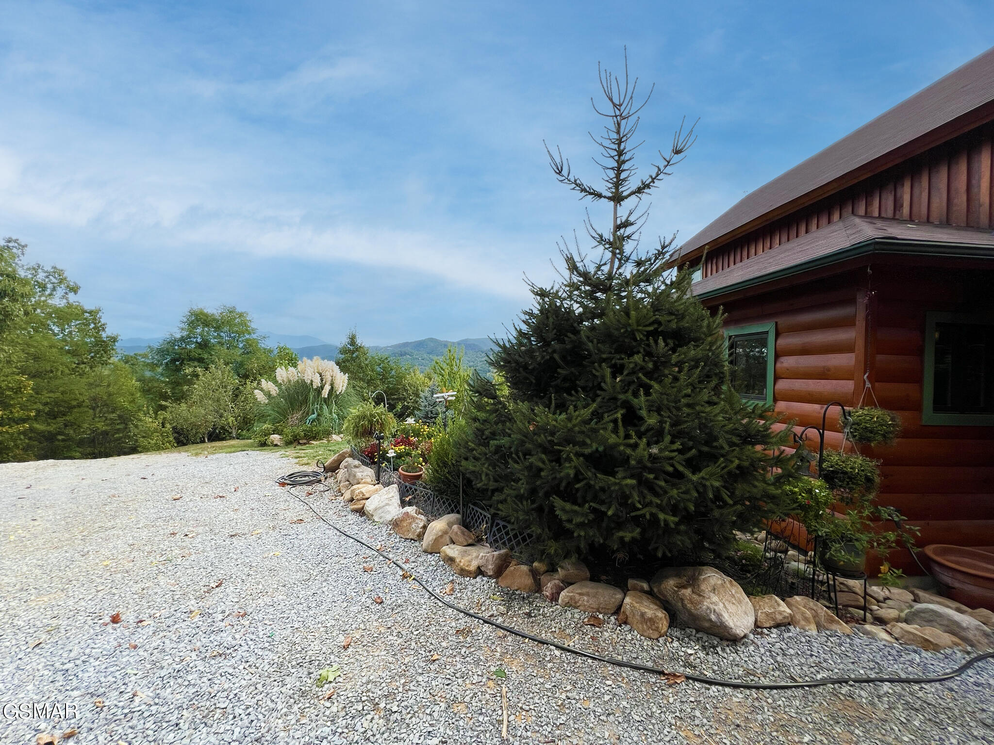 1642 Little Cove Road Sevierville TN 37862