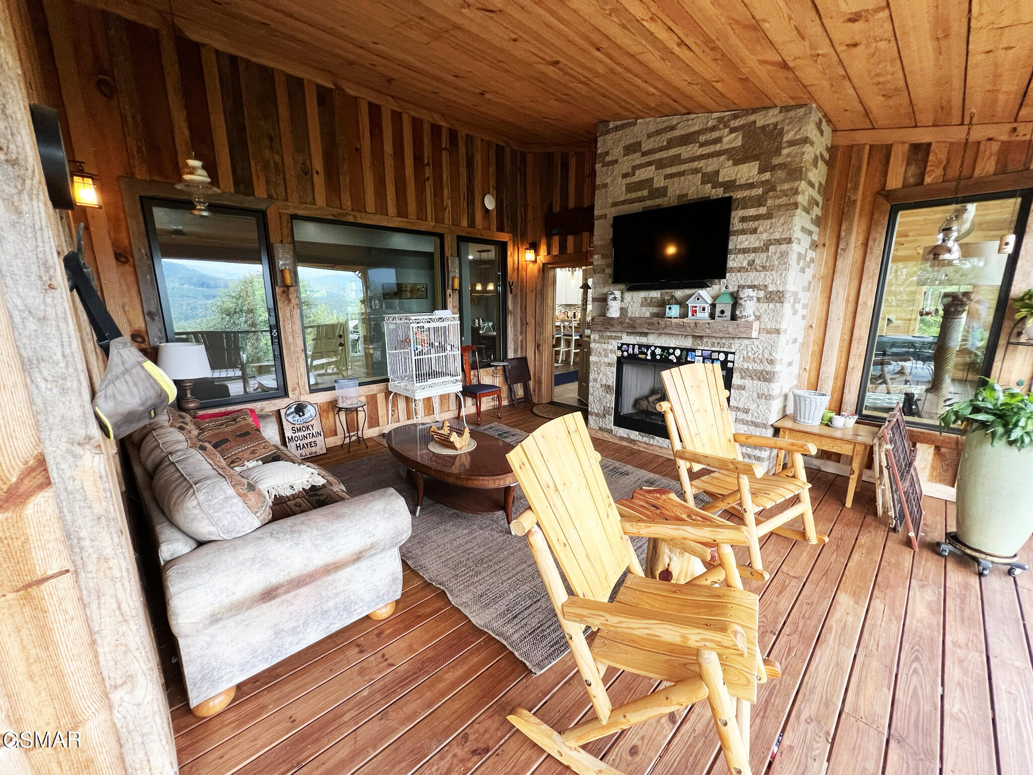 1642 Little Cove Road Sevierville TN 37862