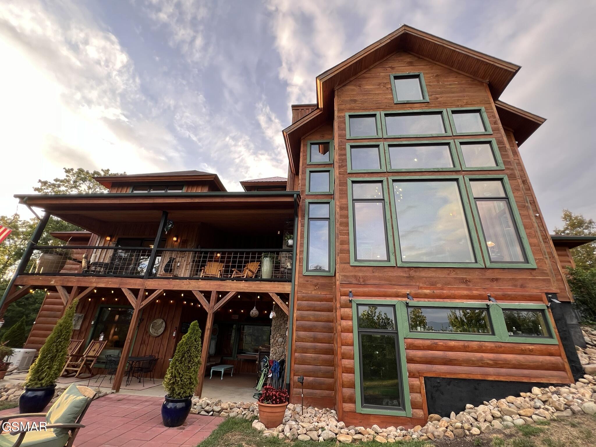1642 Little Cove Road Sevierville TN 37862