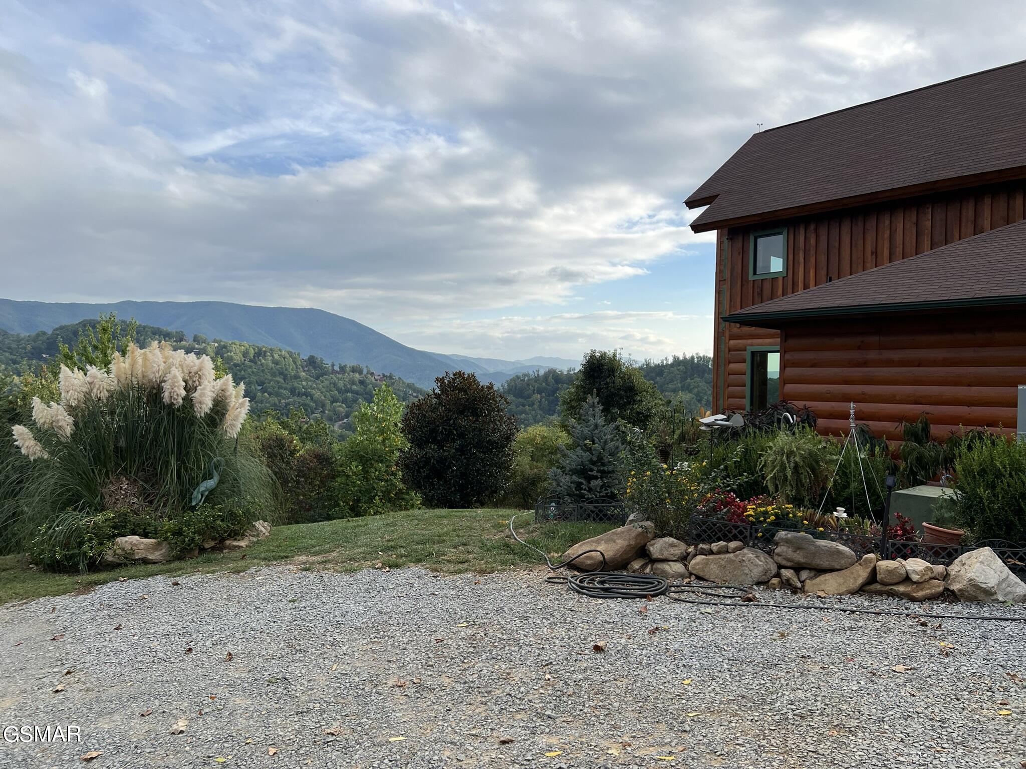 1642 Little Cove Road Sevierville TN 37862