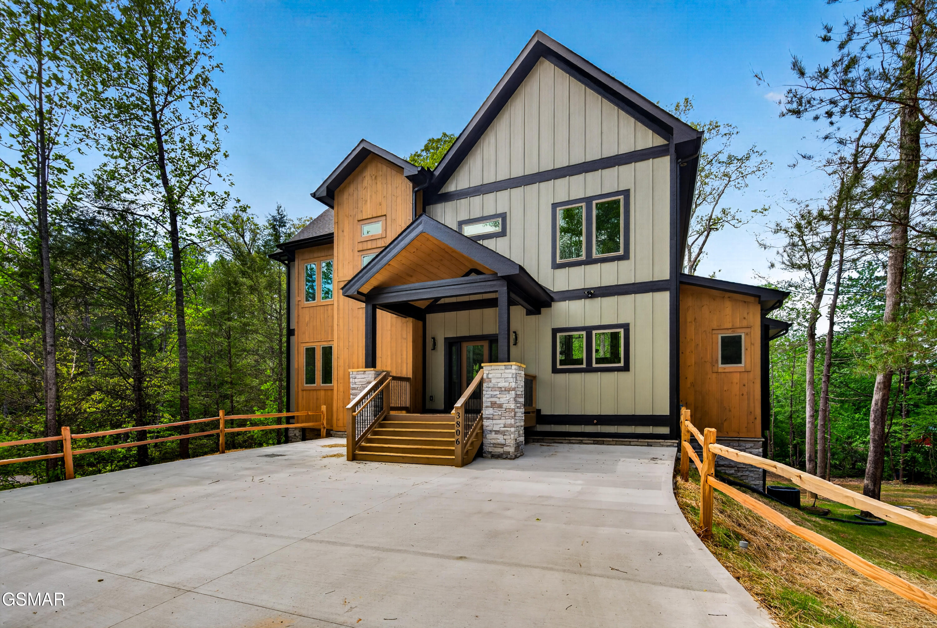 3806 Revetta Circle Sevierville TN 37862