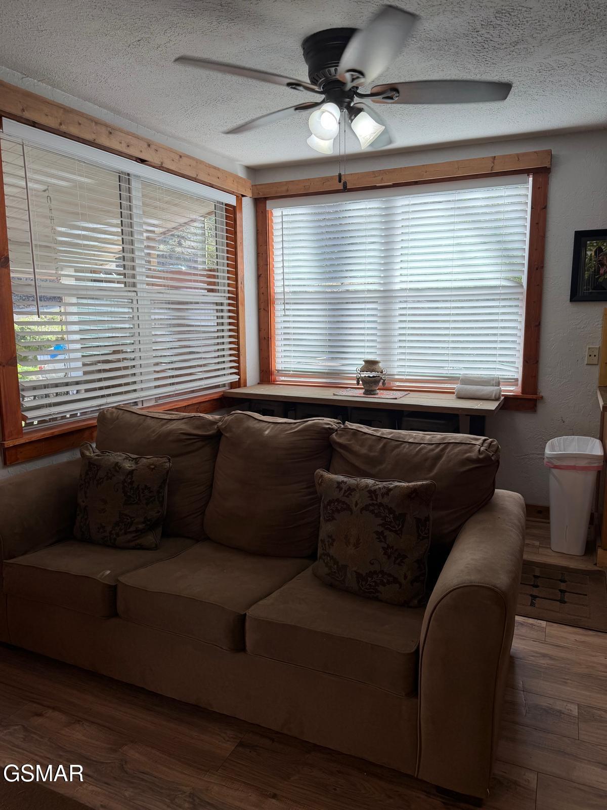 4351 Manis Hollow Road Gatlinburg TN 37738