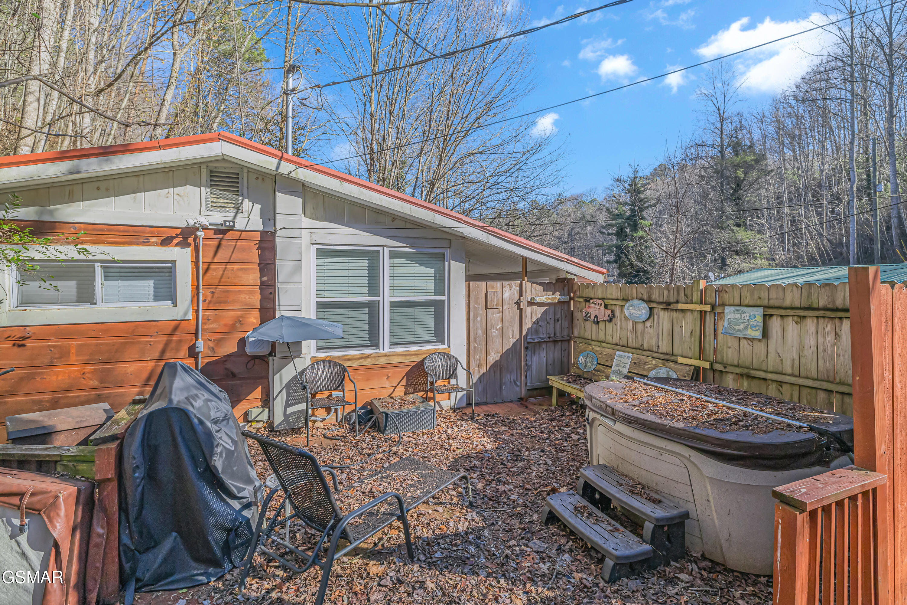 4351 Manis Hollow Road Gatlinburg TN 37738