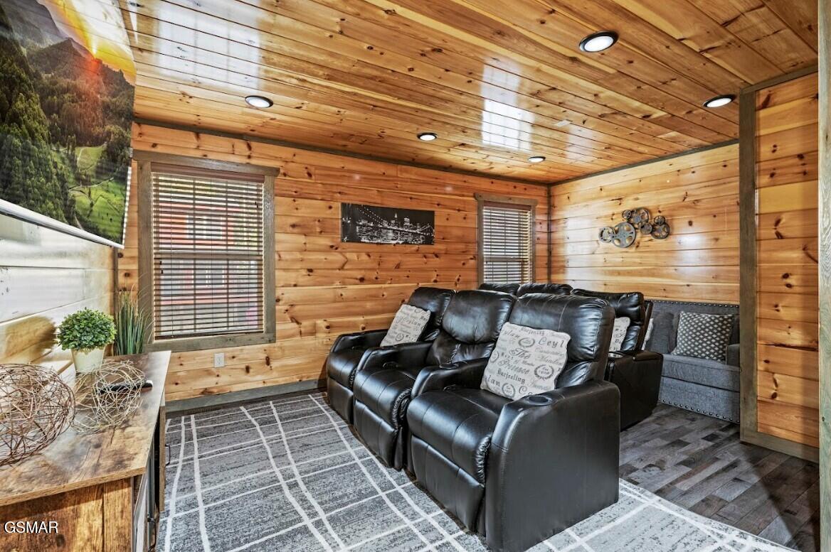 2378 Alpine Village Way Pigeon Forge TN 37863