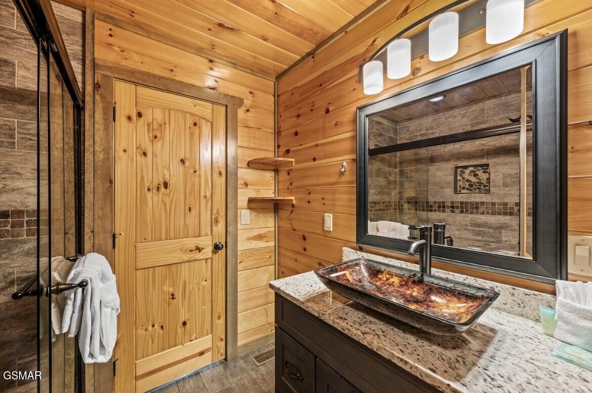 2378 Alpine Village Way Pigeon Forge TN 37863