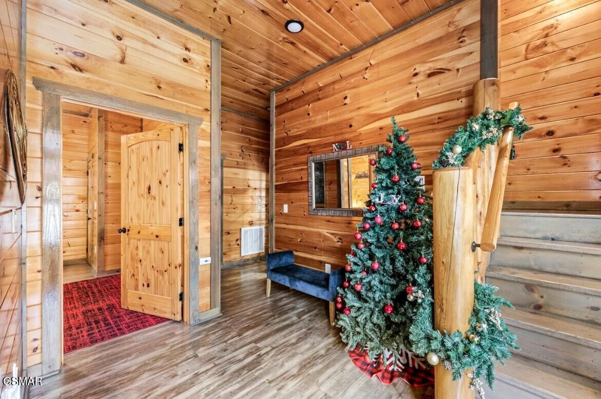 2378 Alpine Village Way Pigeon Forge TN 37863