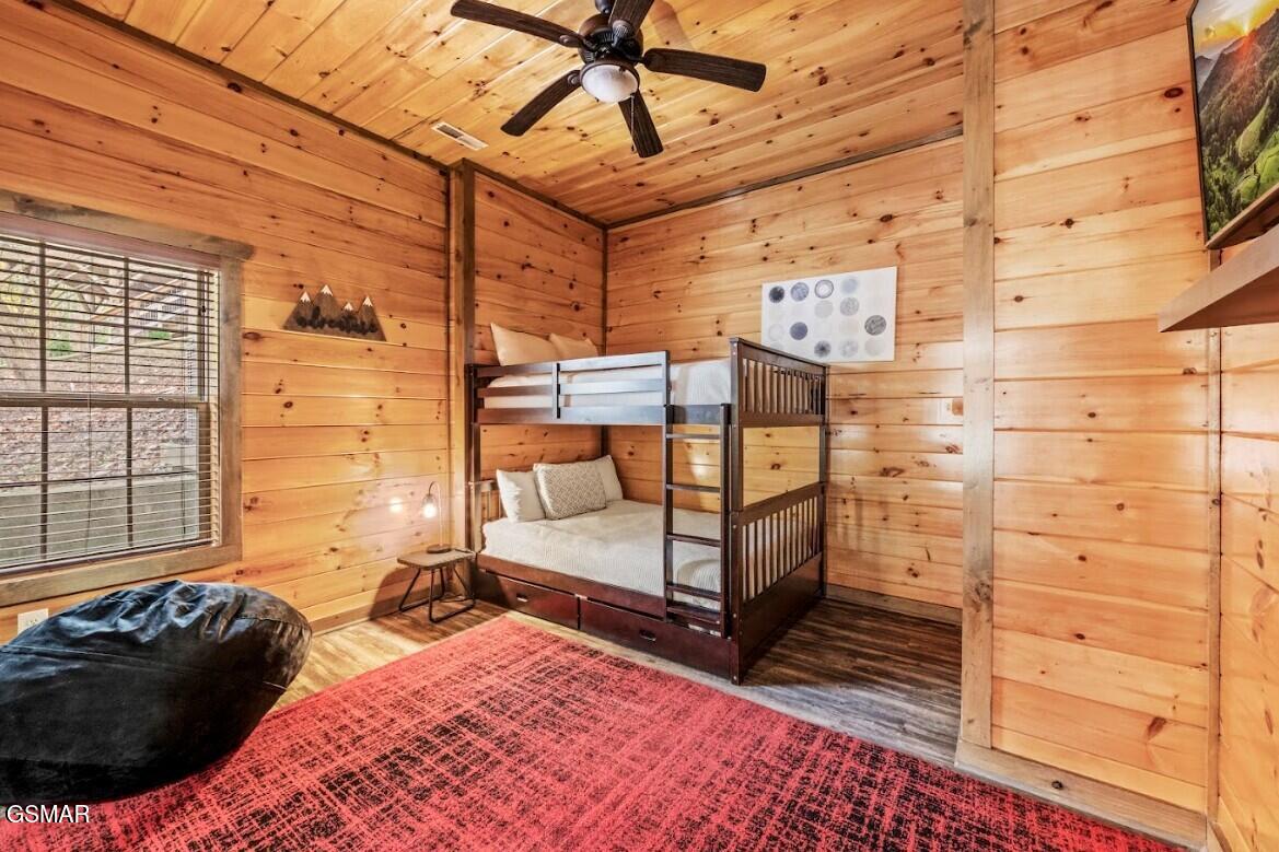 2378 Alpine Village Way Pigeon Forge TN 37863