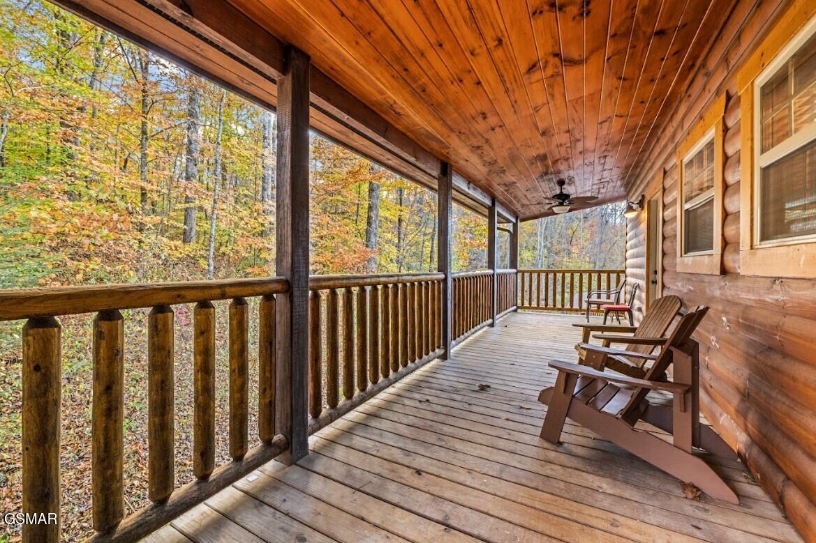 2378 Alpine Village Way Pigeon Forge TN 37863