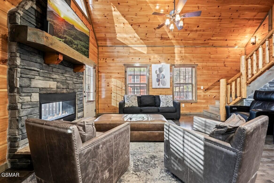 2378 Alpine Village Way Pigeon Forge TN 37863