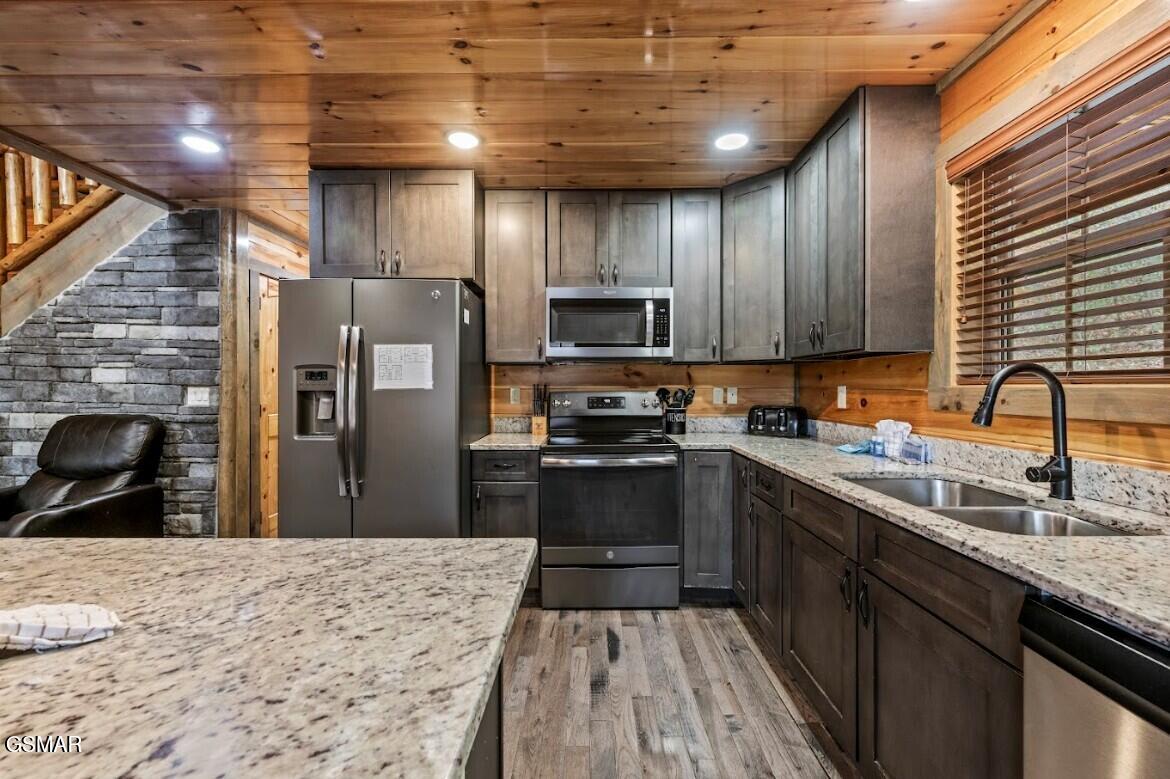 2378 Alpine Village Way Pigeon Forge TN 37863