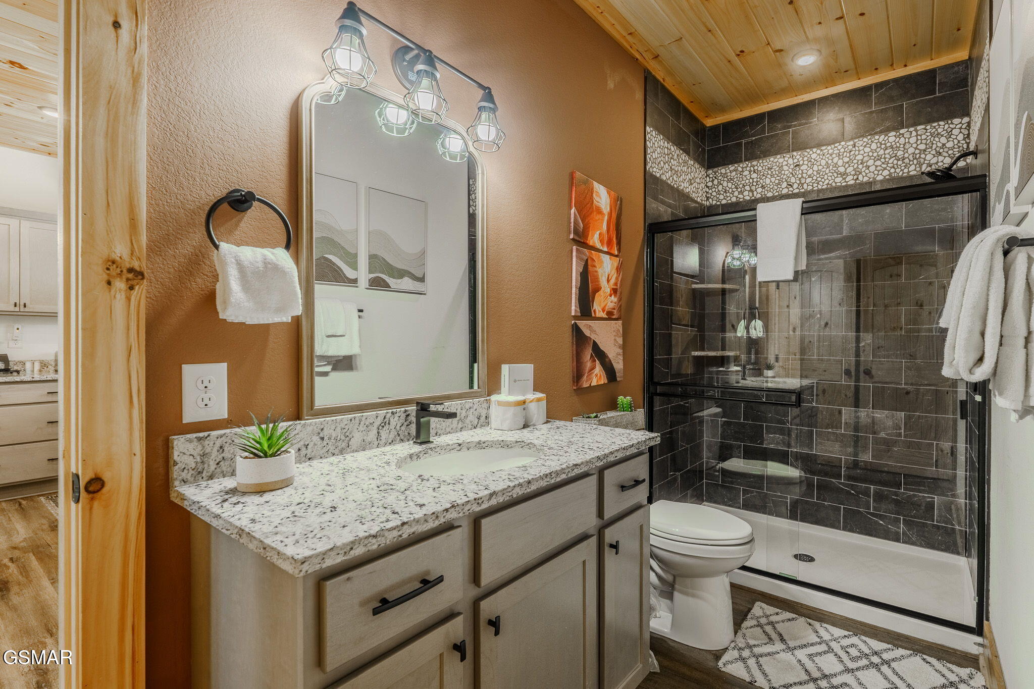 1130 Lee Cardwell Circle Pigeon Forge TN 37863