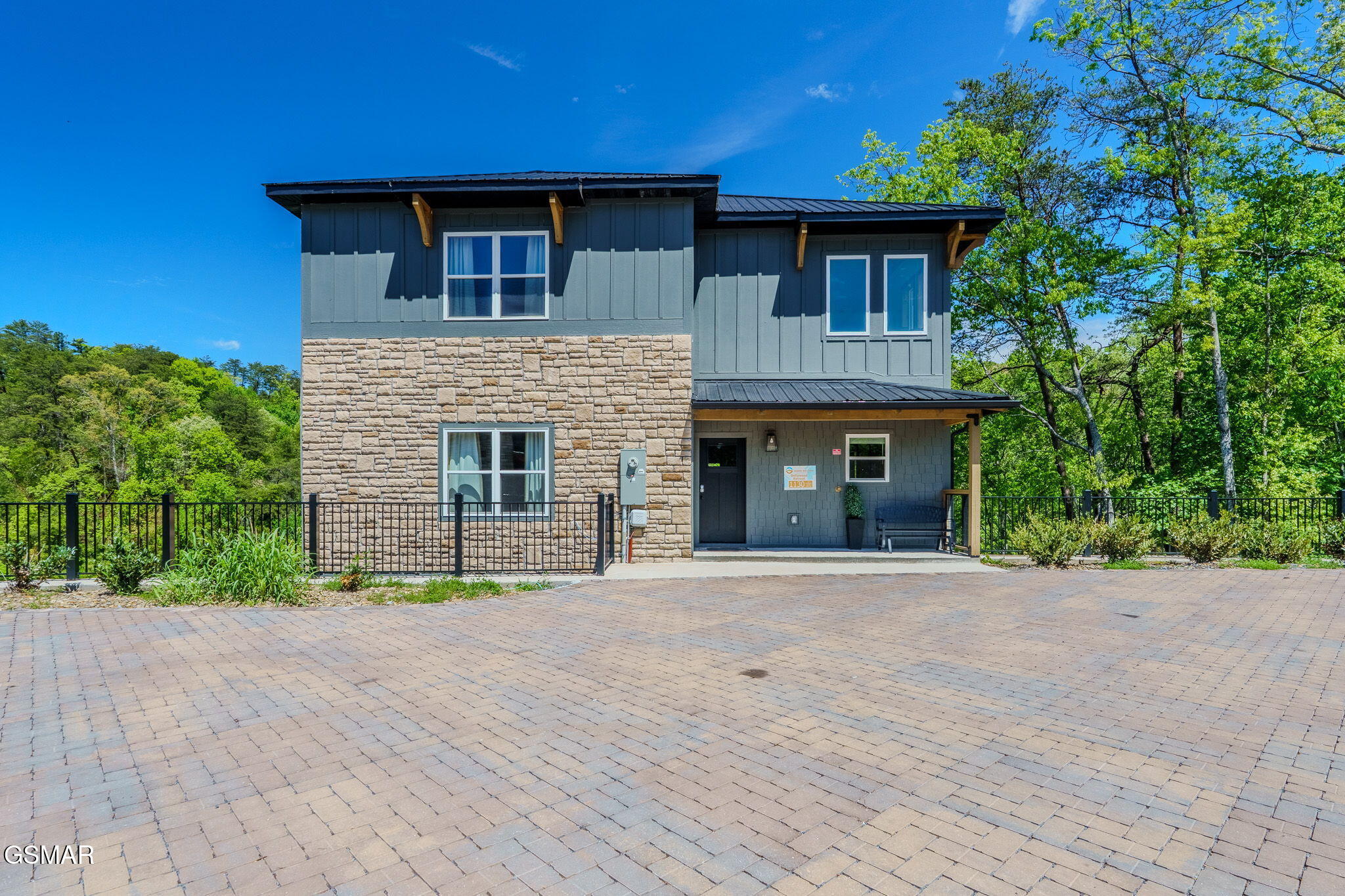 1130 Lee Cardwell Circle Pigeon Forge TN 37863