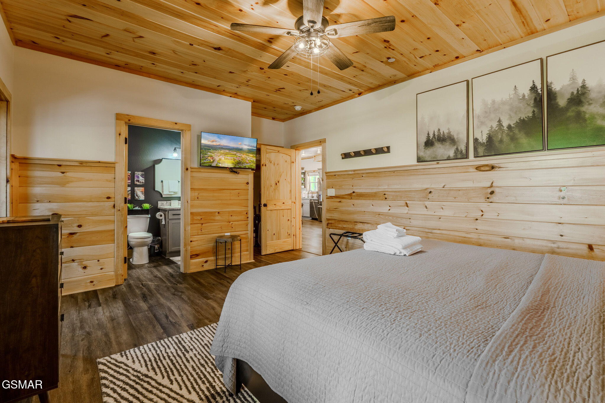 1130 Lee Cardwell Circle Pigeon Forge TN 37863