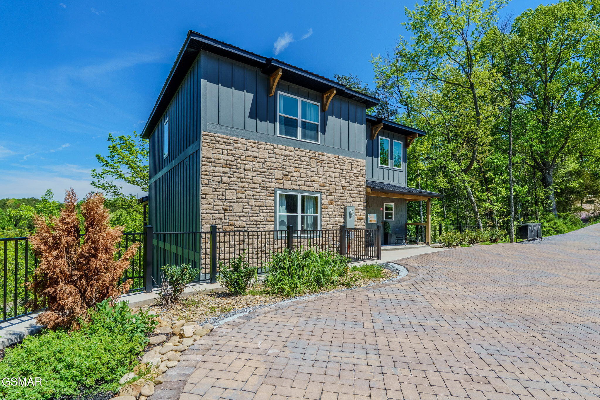 1130 Lee Cardwell Circle Pigeon Forge TN 37863