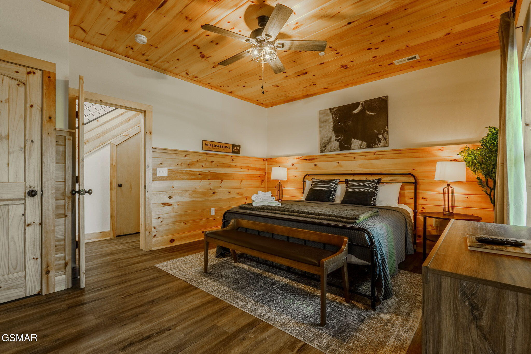1130 Lee Cardwell Circle Pigeon Forge TN 37863
