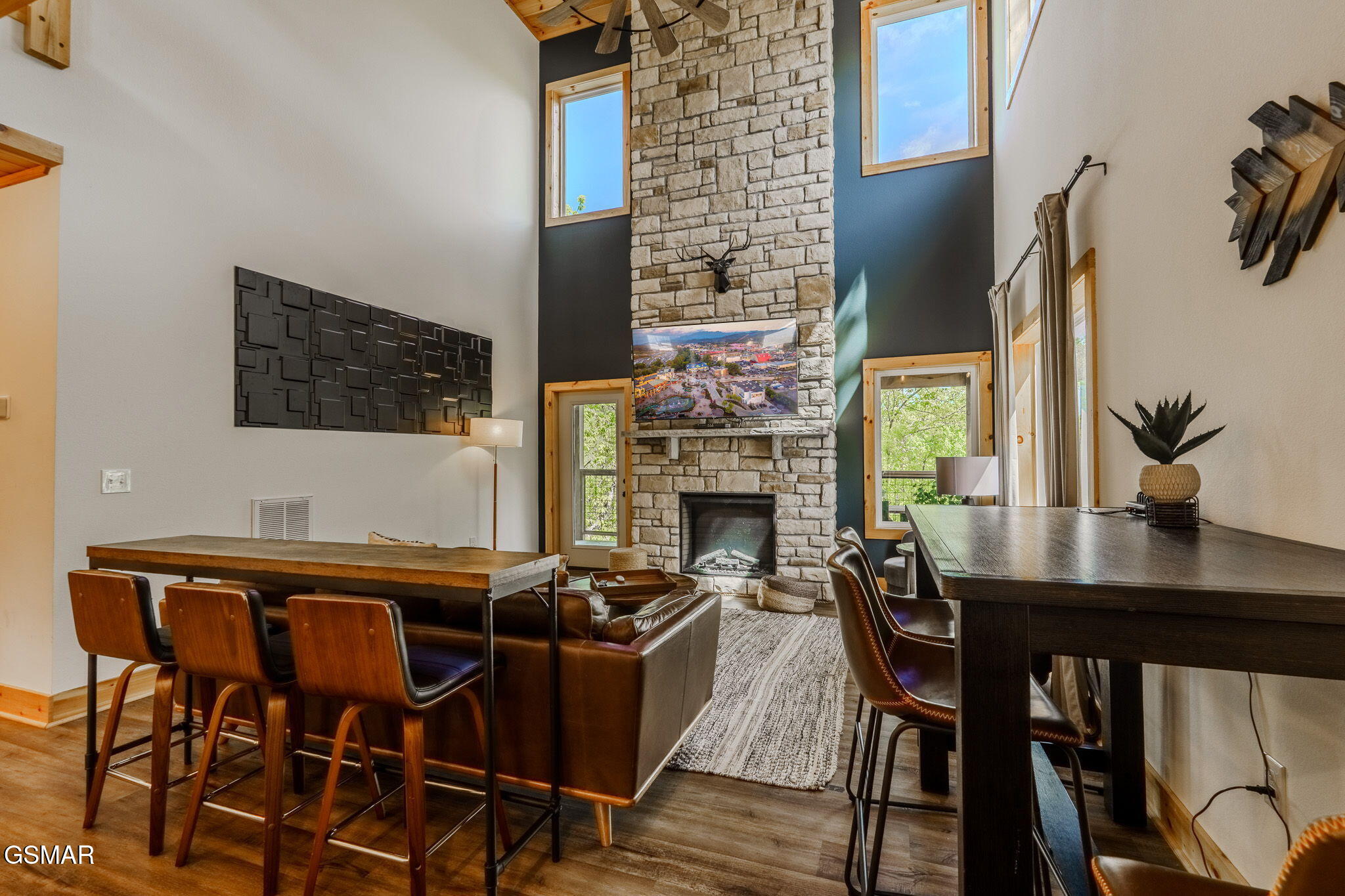 1130 Lee Cardwell Circle Pigeon Forge TN 37863