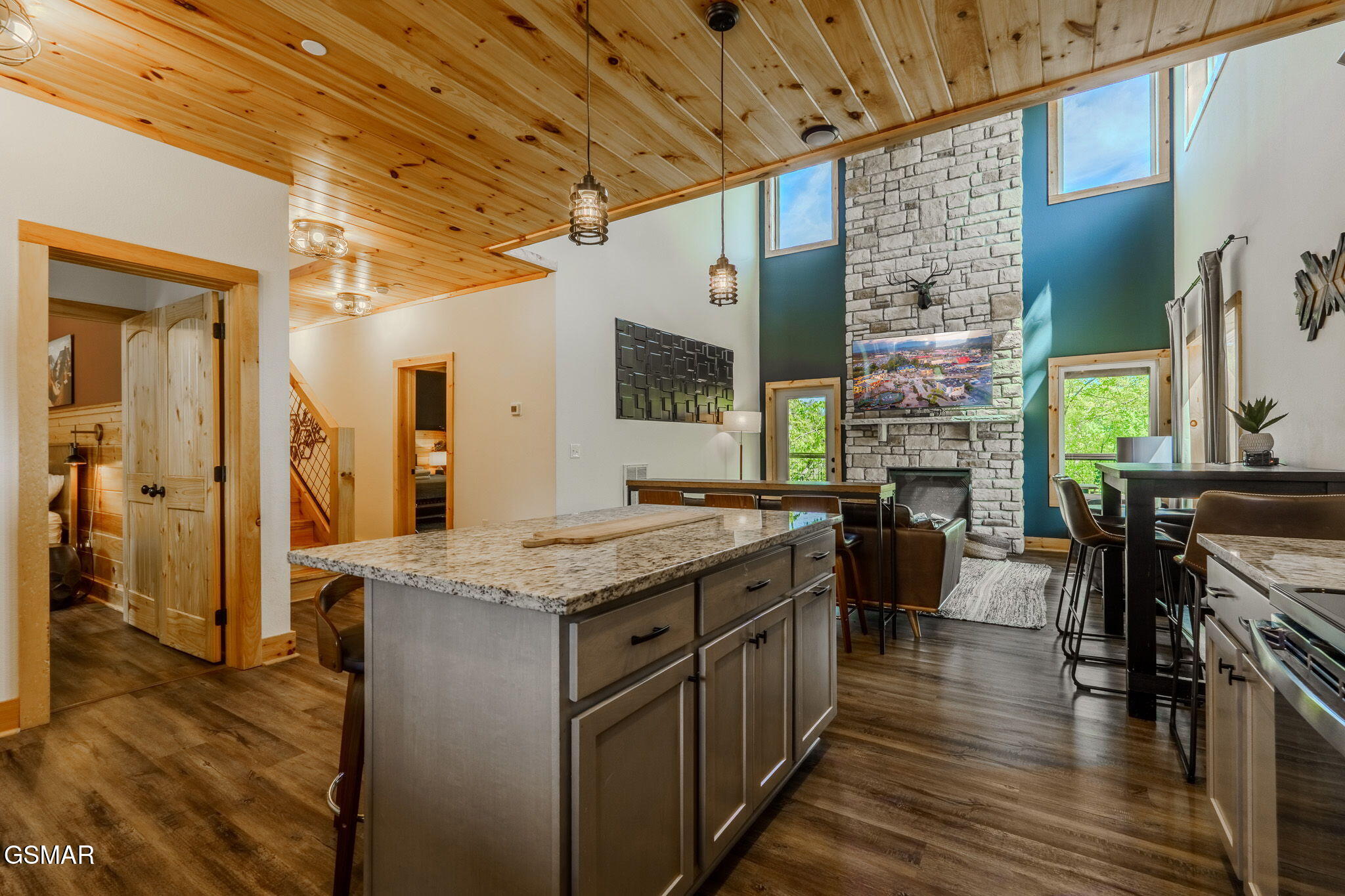 1130 Lee Cardwell Circle Pigeon Forge TN 37863