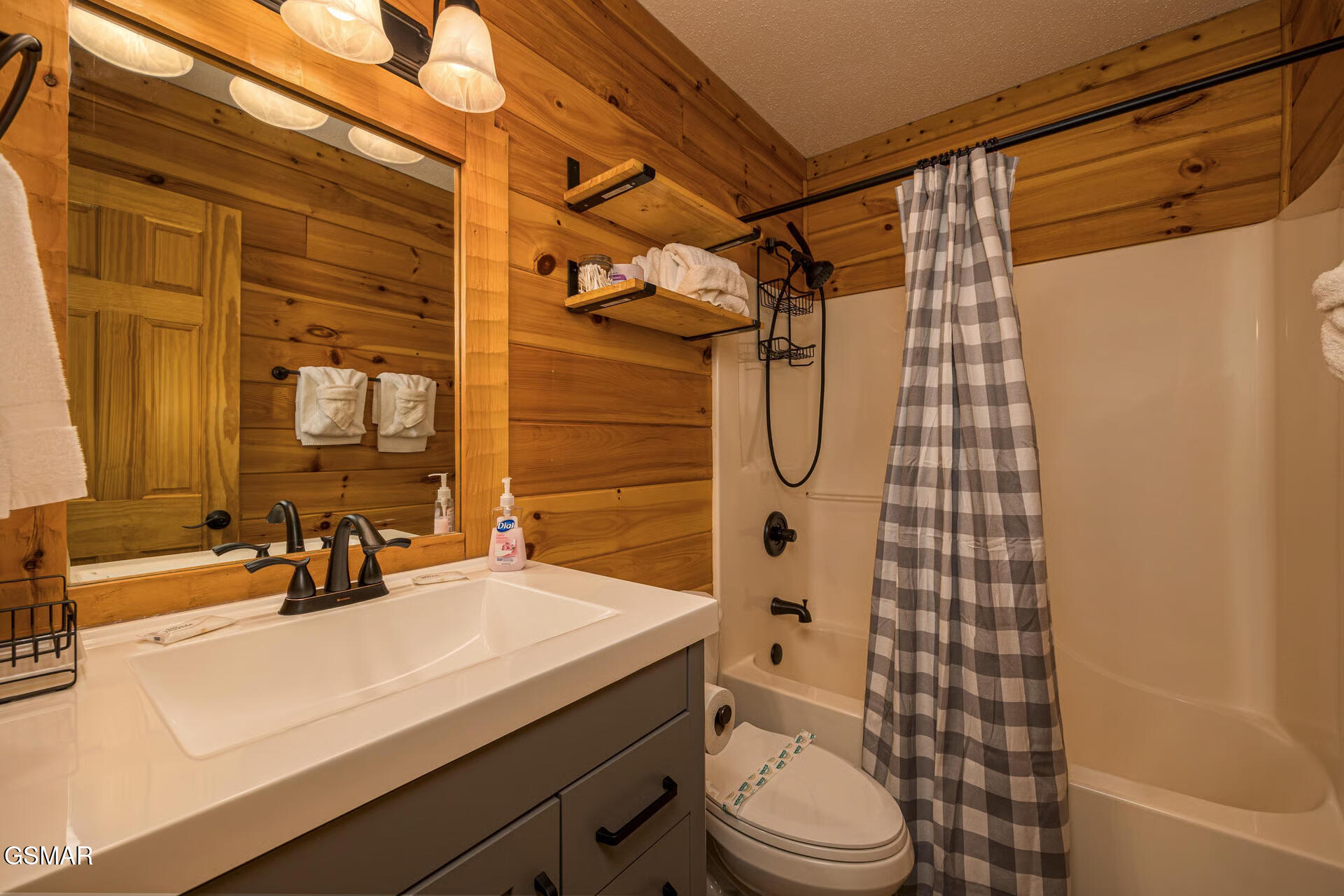 916 Hideaway Hills Circle Sevierville TN 37862