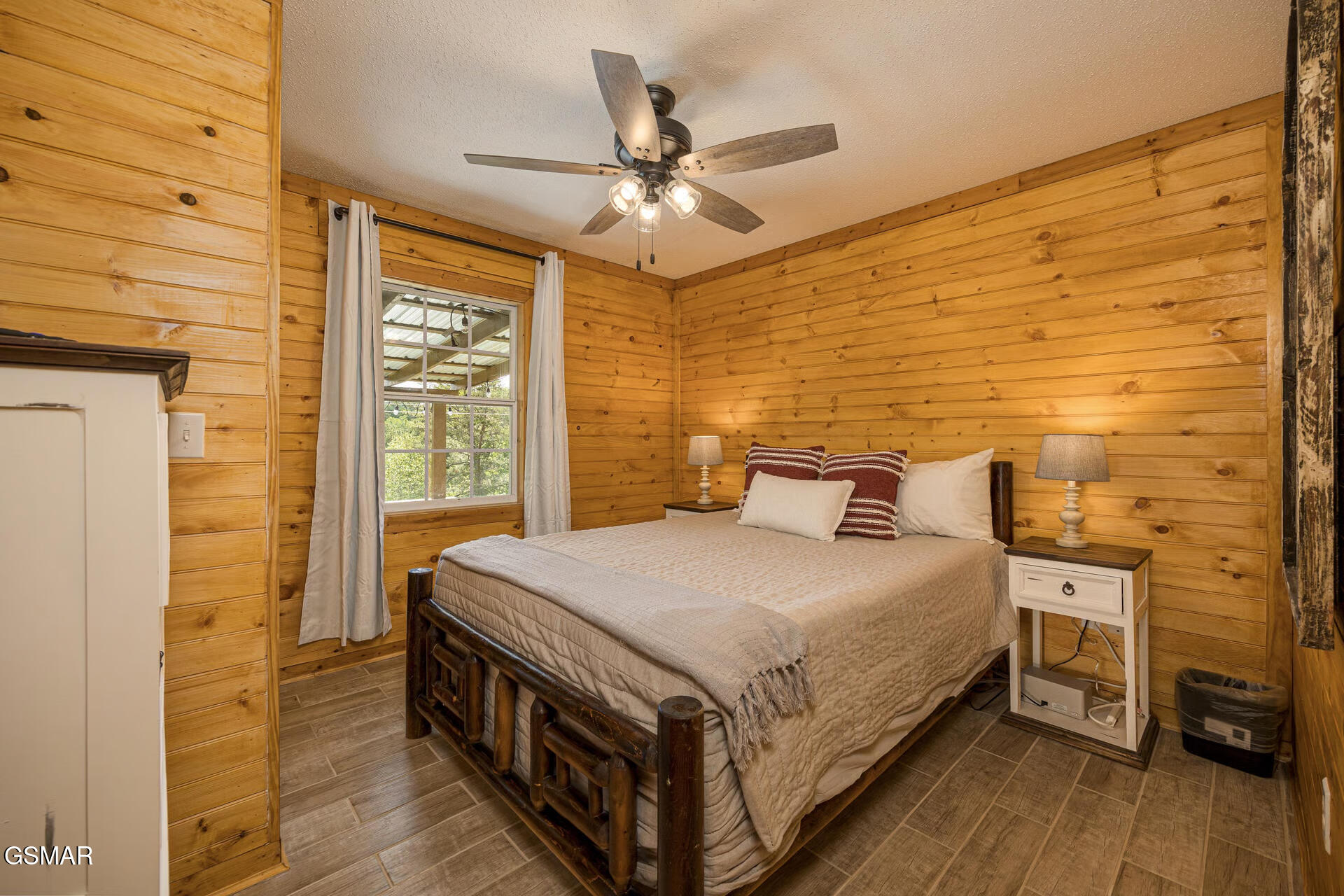 916 Hideaway Hills Circle Sevierville TN 37862