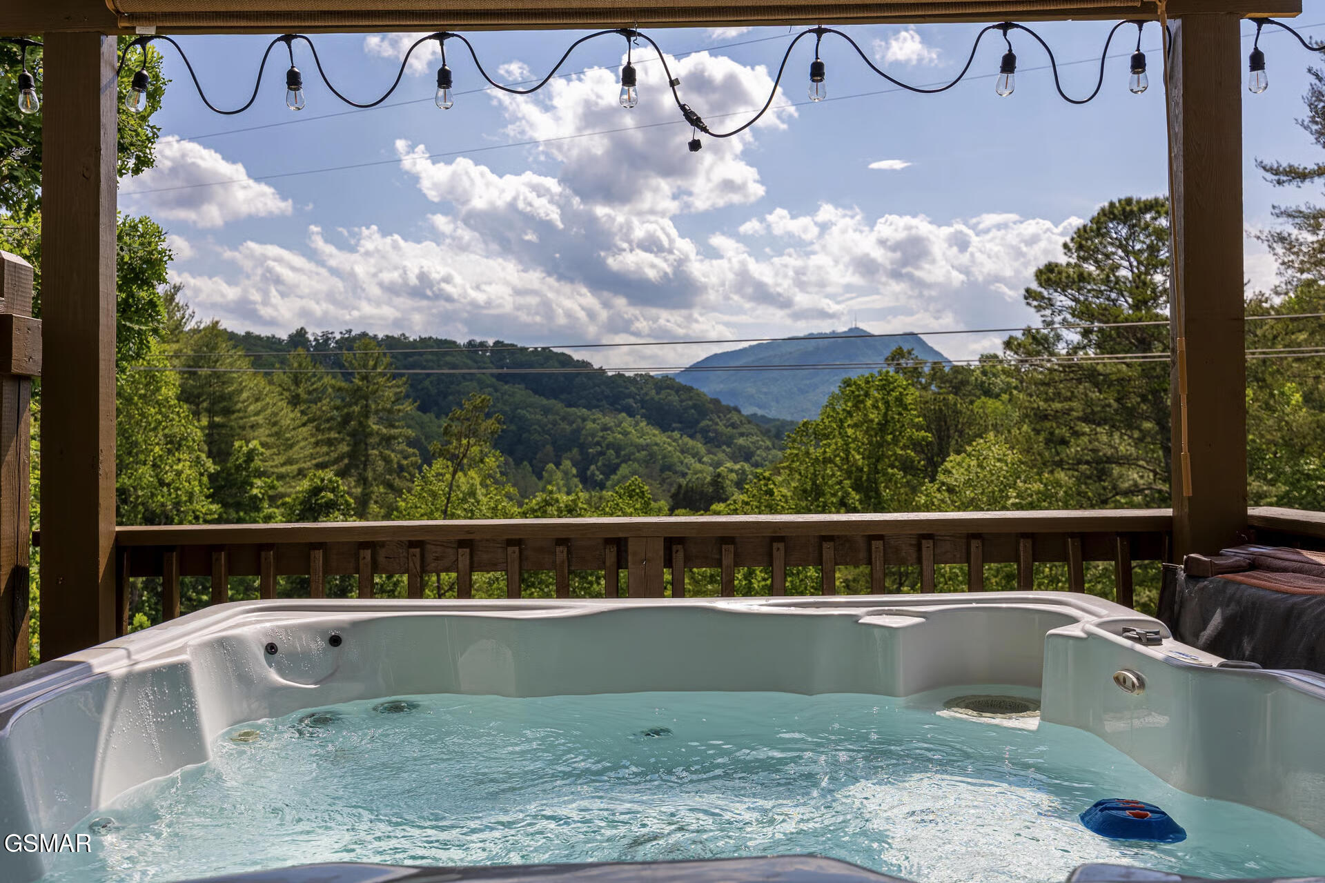 916 Hideaway Hills Circle Sevierville TN 37862