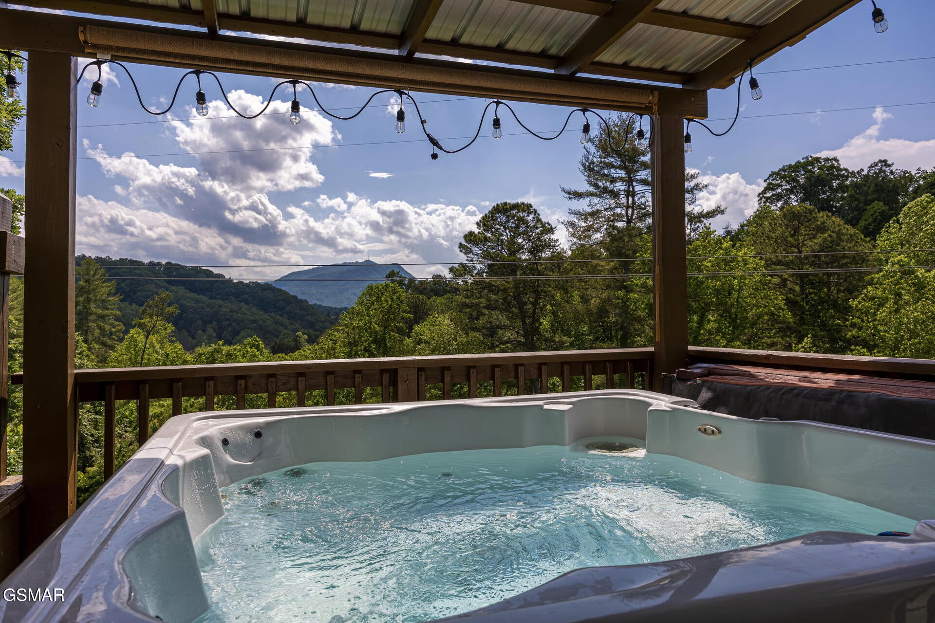 916 Hideaway Hills Circle Sevierville TN 37862